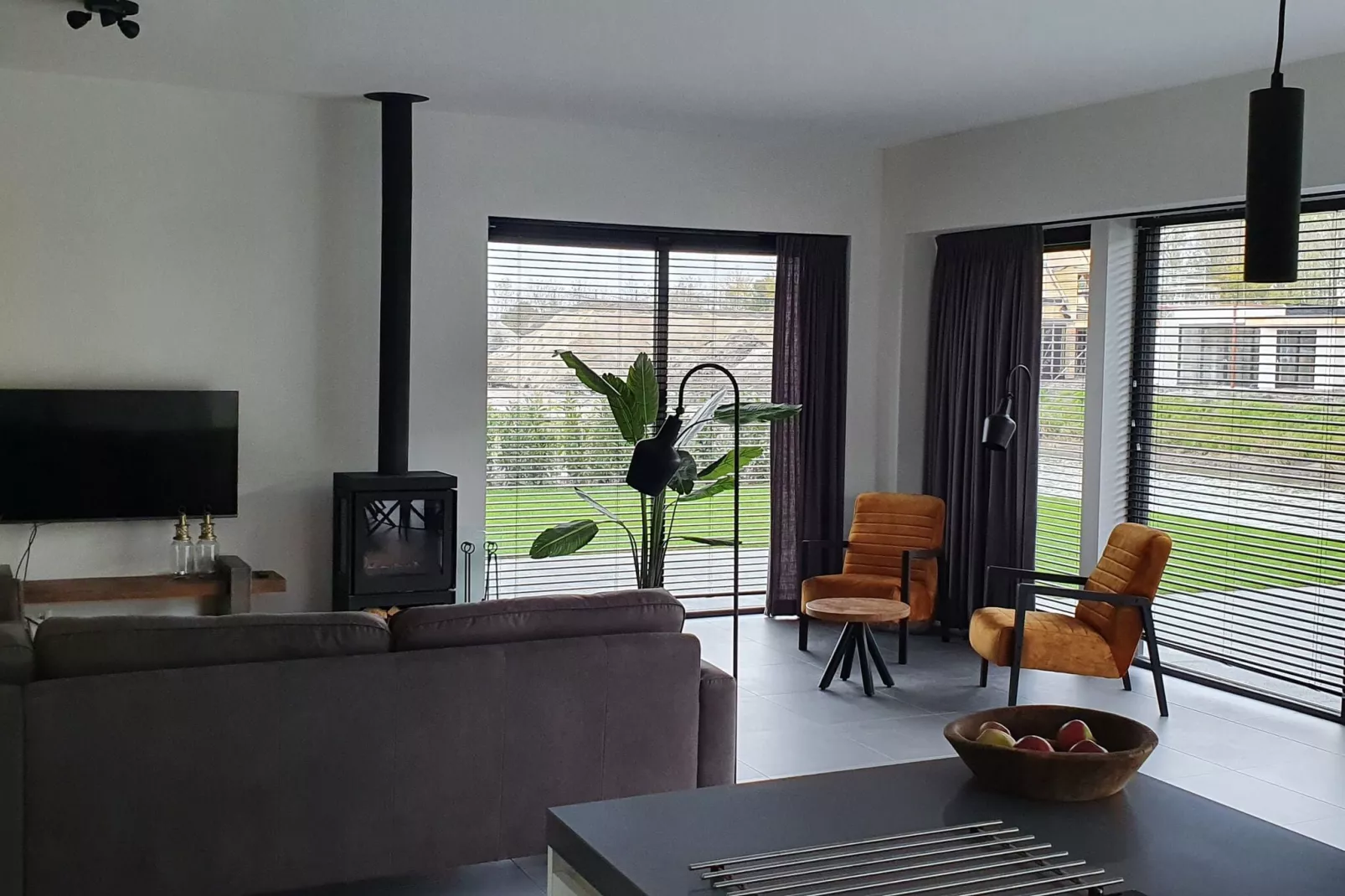 Watervilla Calore 575-Living room