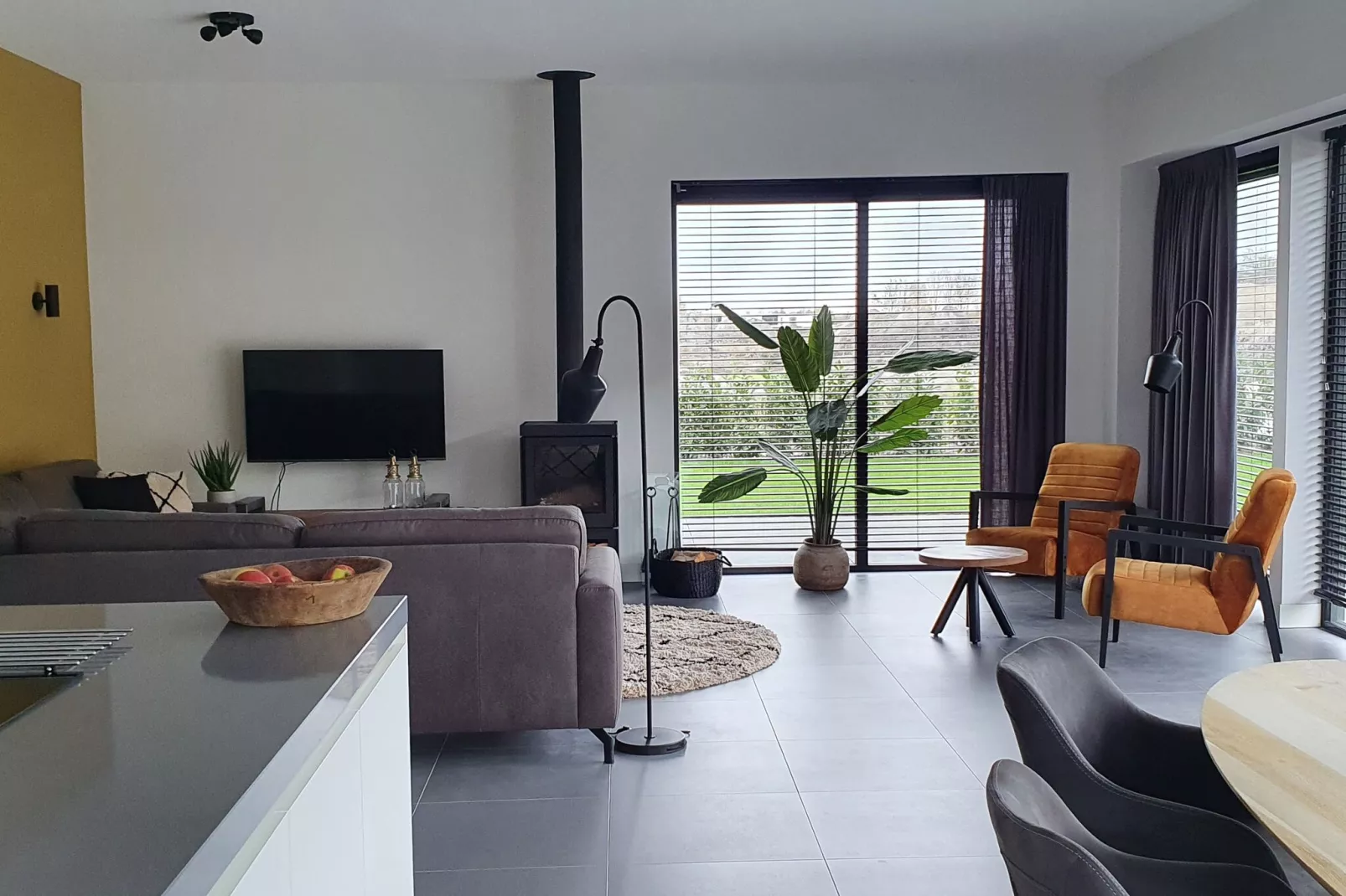 Watervilla Calore 575-Living room