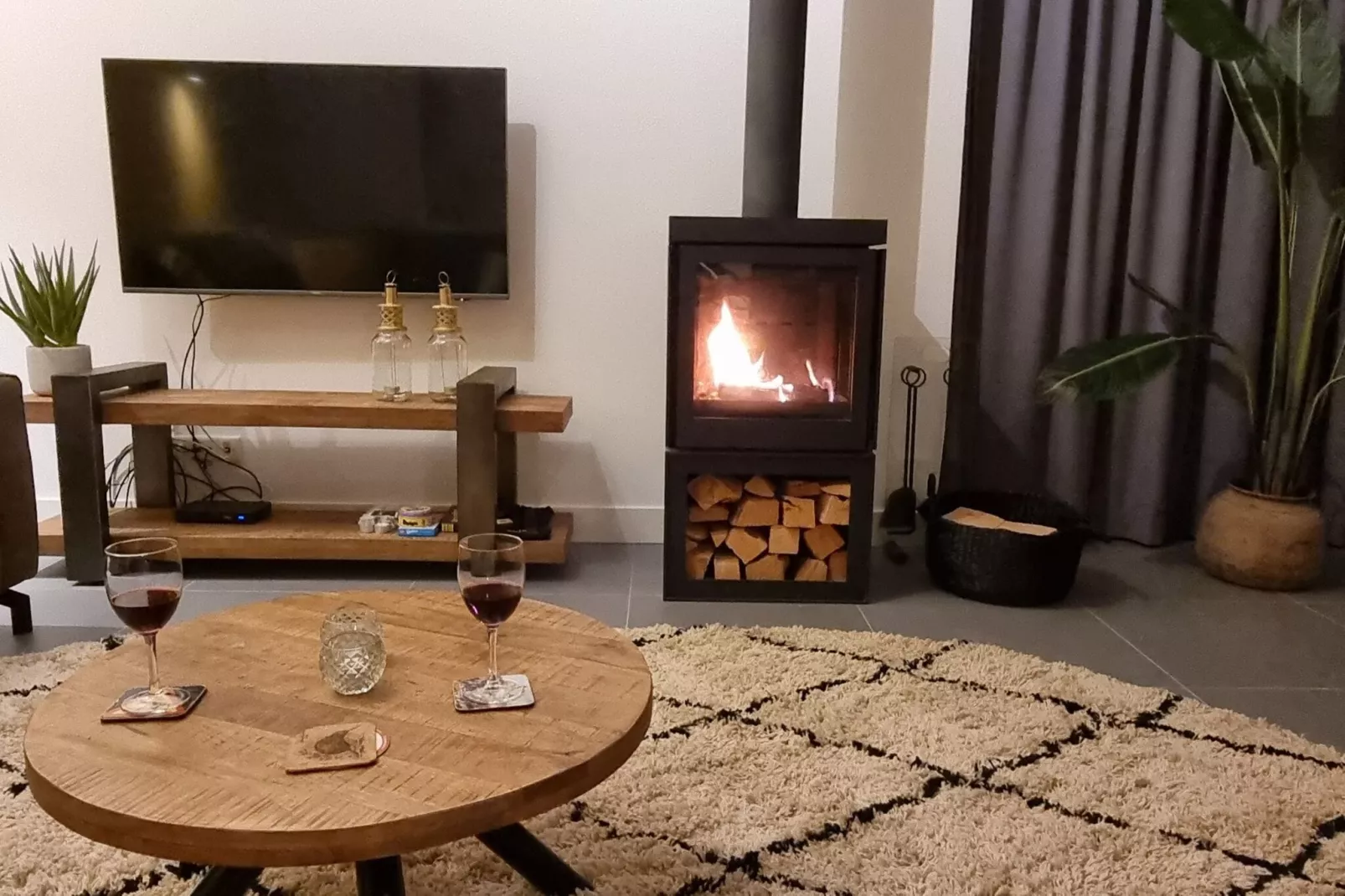 Watervilla Calore 575-Living room