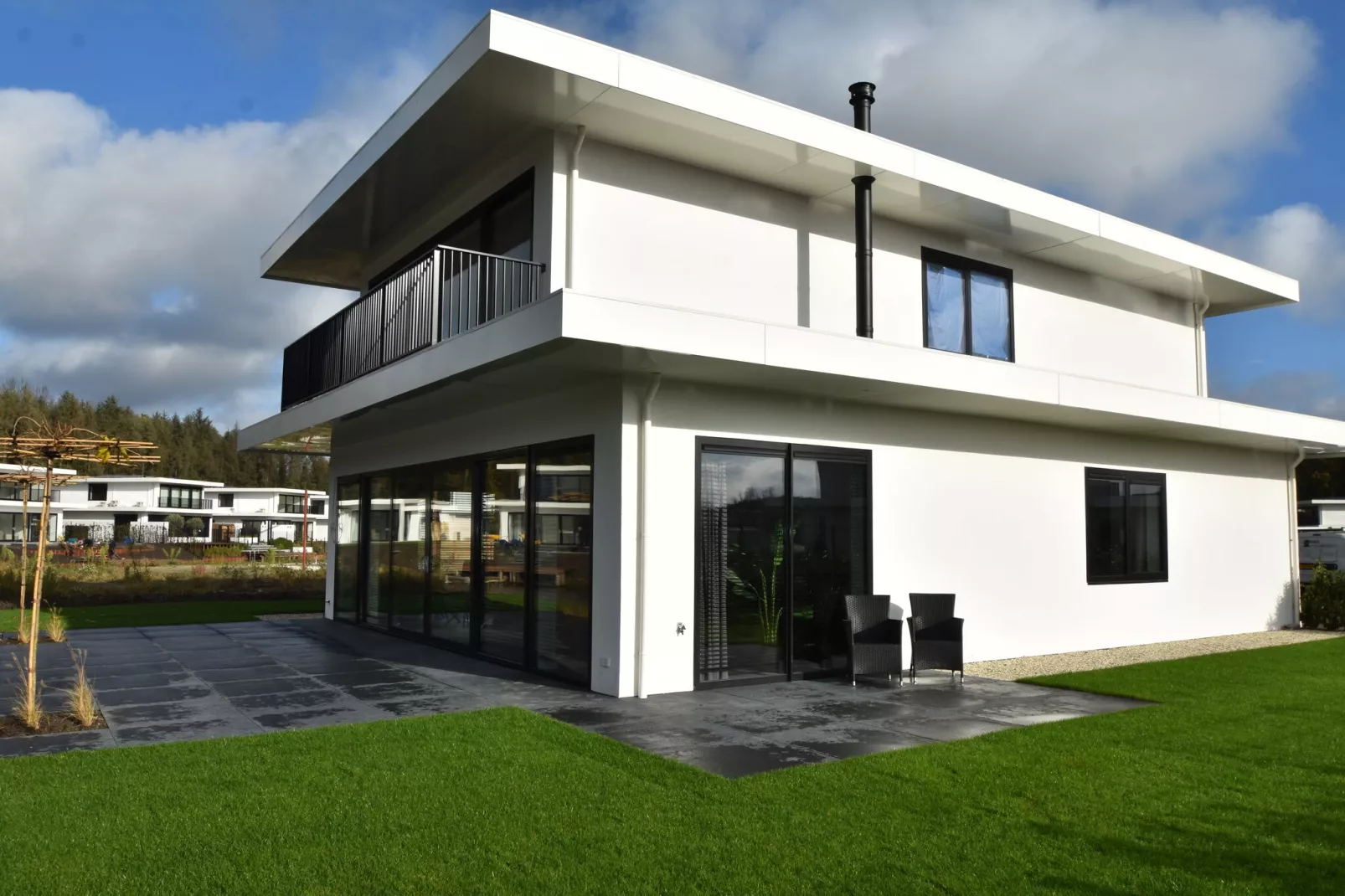 Watervilla Calore 575-Gardens summer