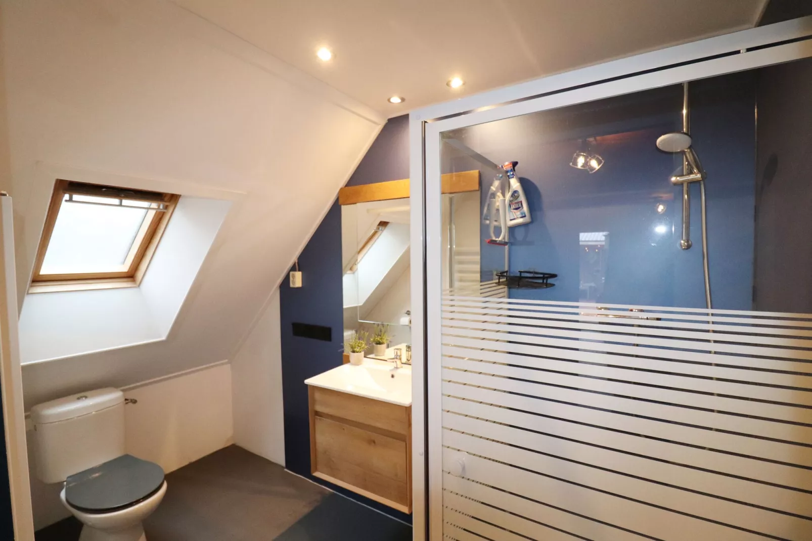 Loods 57B - Bathroom