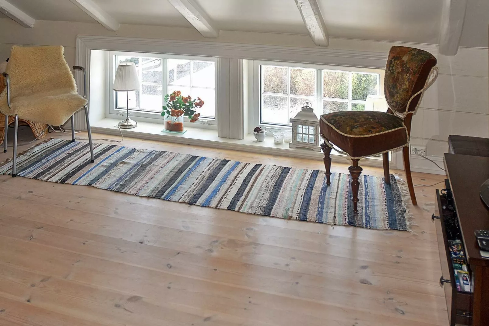 59937 HAUGEN-Indoor