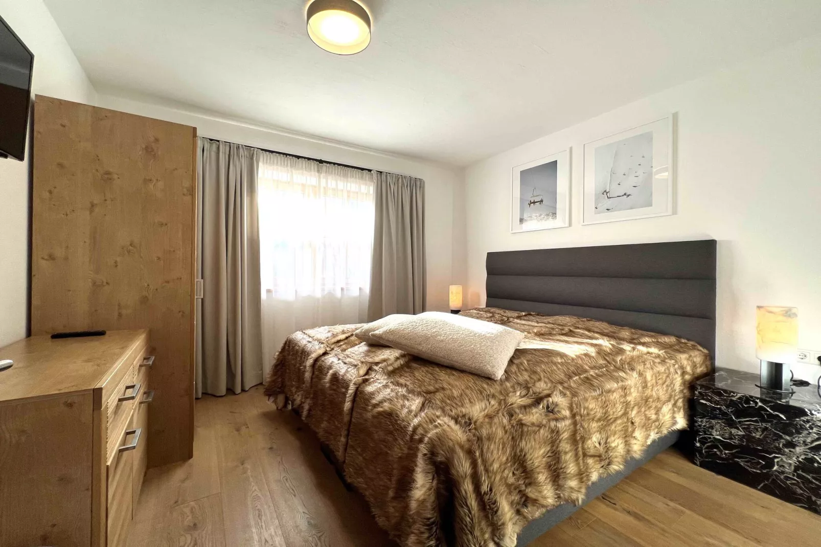 AlpenPura - Chalet Steinbock-Bedroom