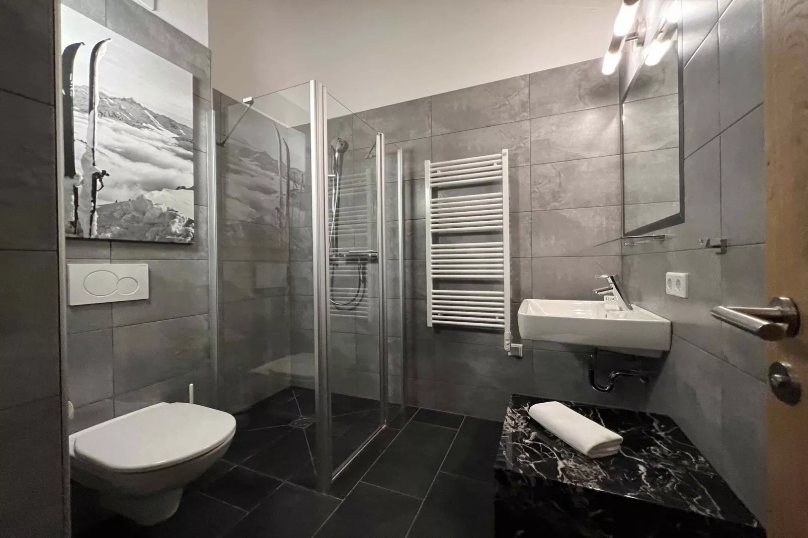 AlpenPura - Chalet Steinbock-Bathroom