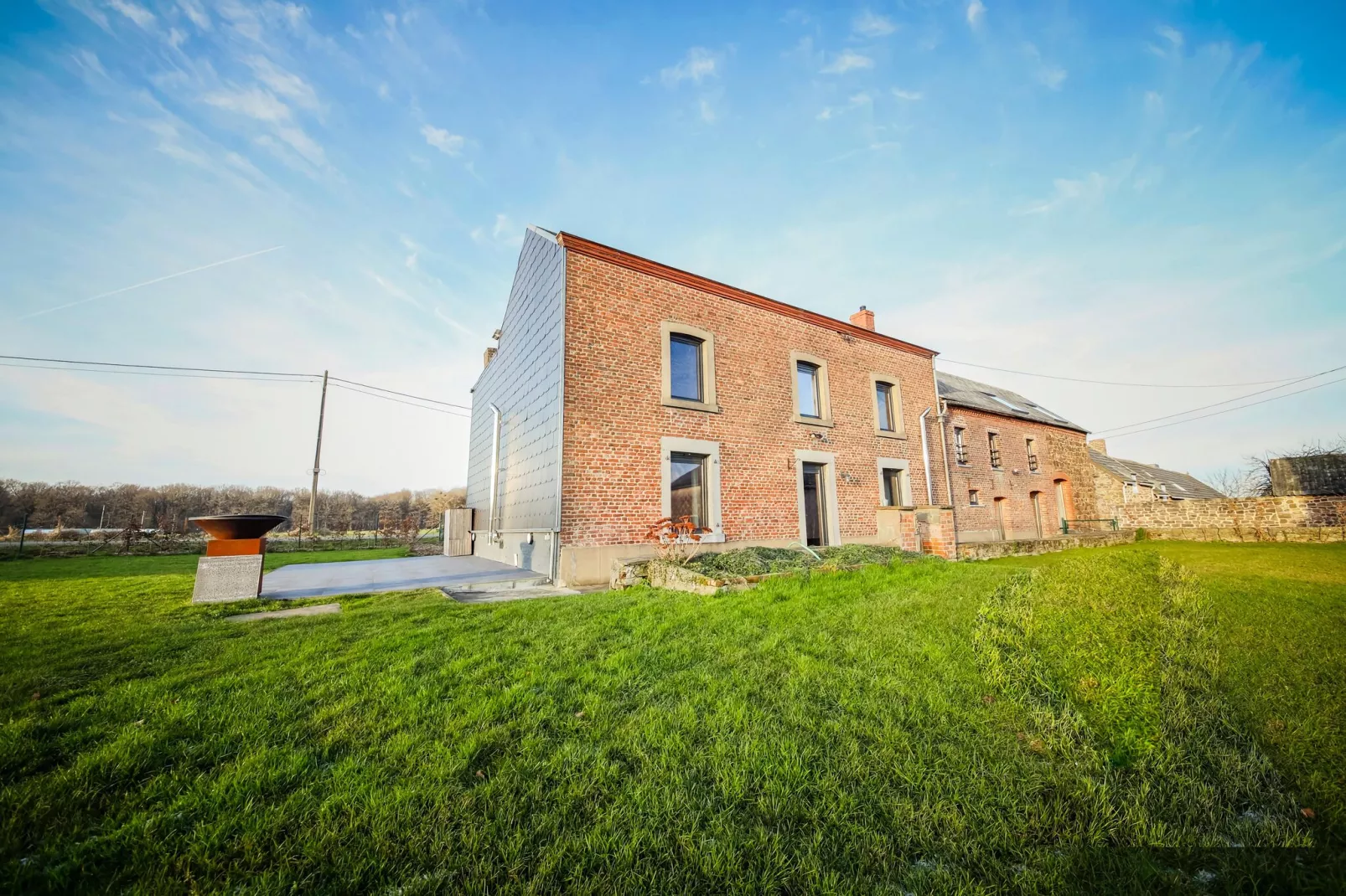 Le Relais de Zoe-Exterior summer