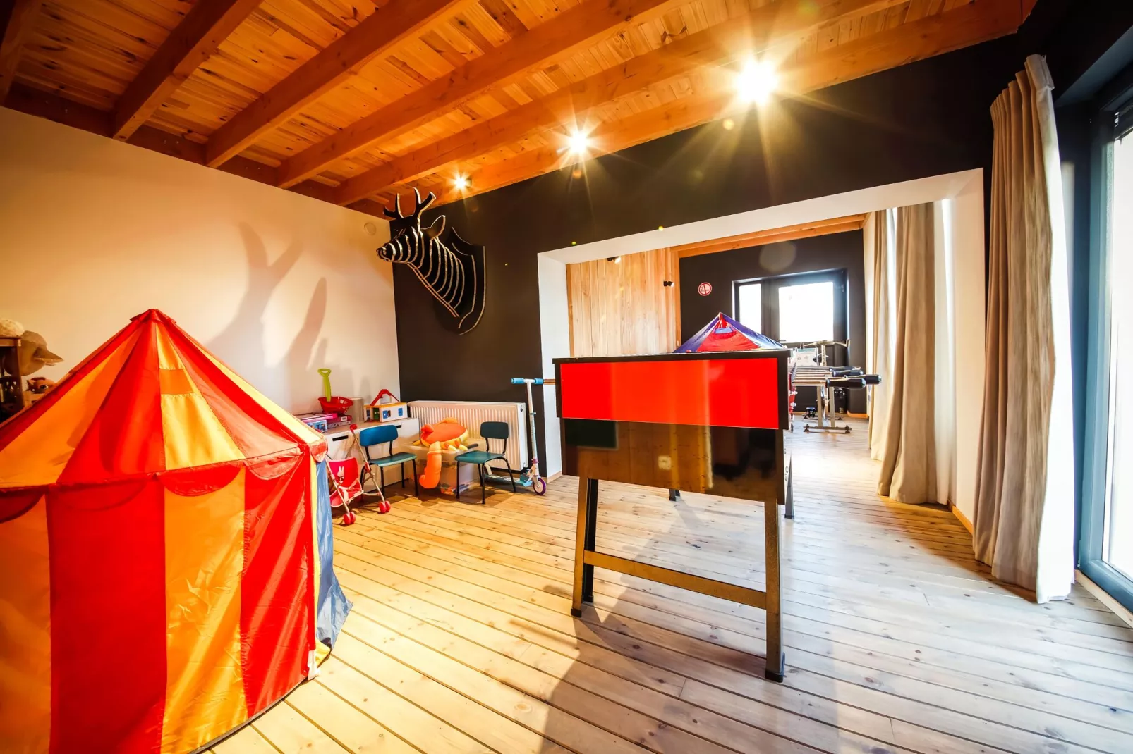 Le Relais de Zoe-Recreation room