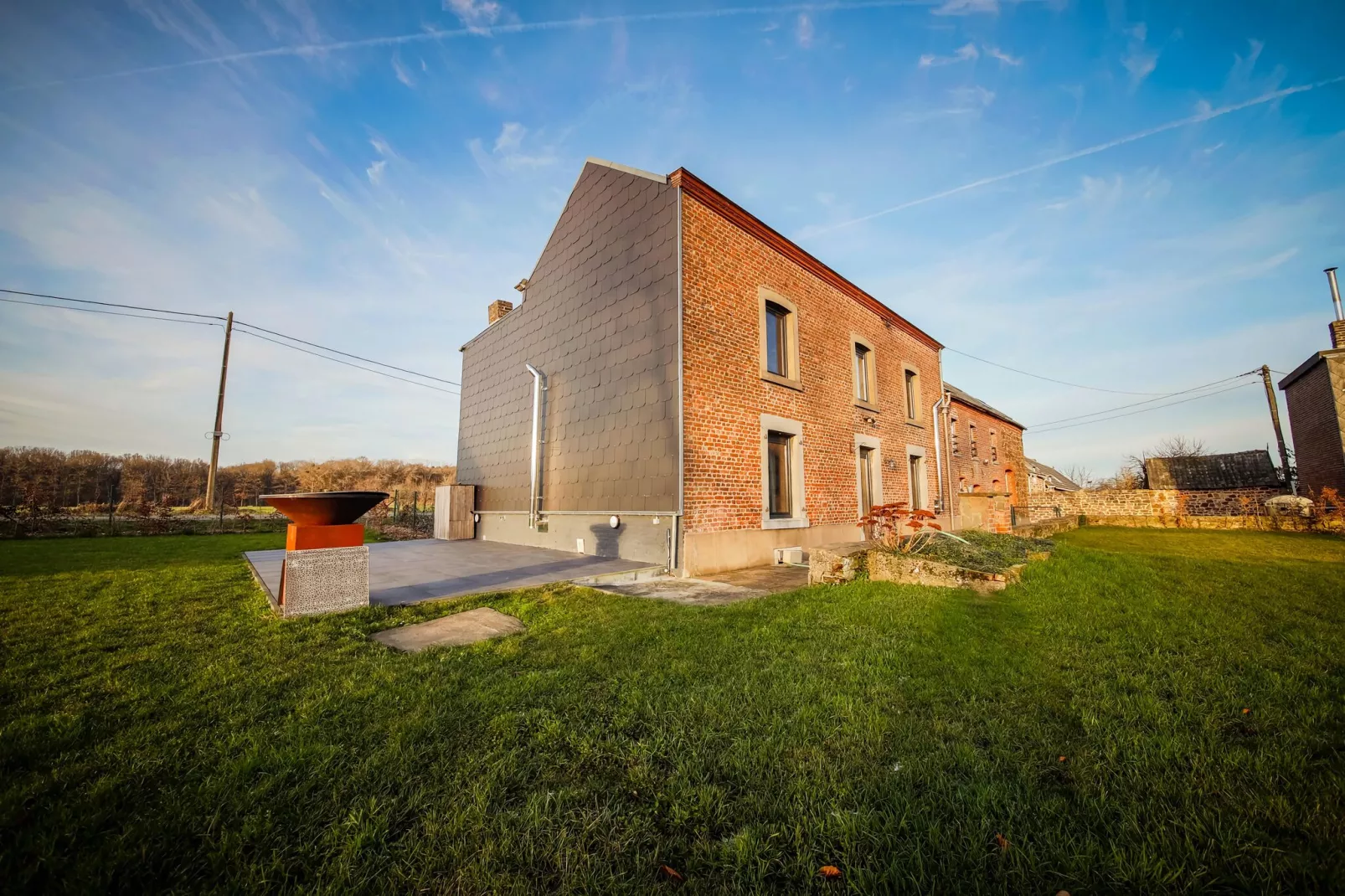 Le Relais de Zoe-Exterior summer