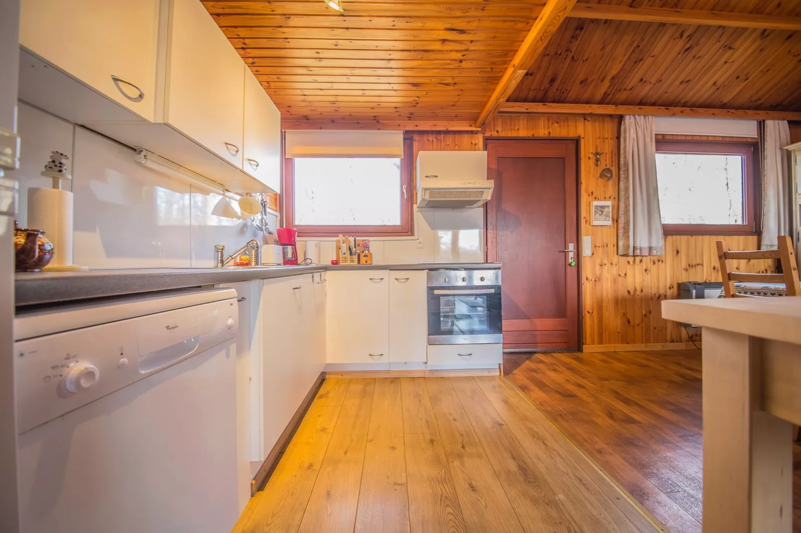 Fluffy's home-Kitchen