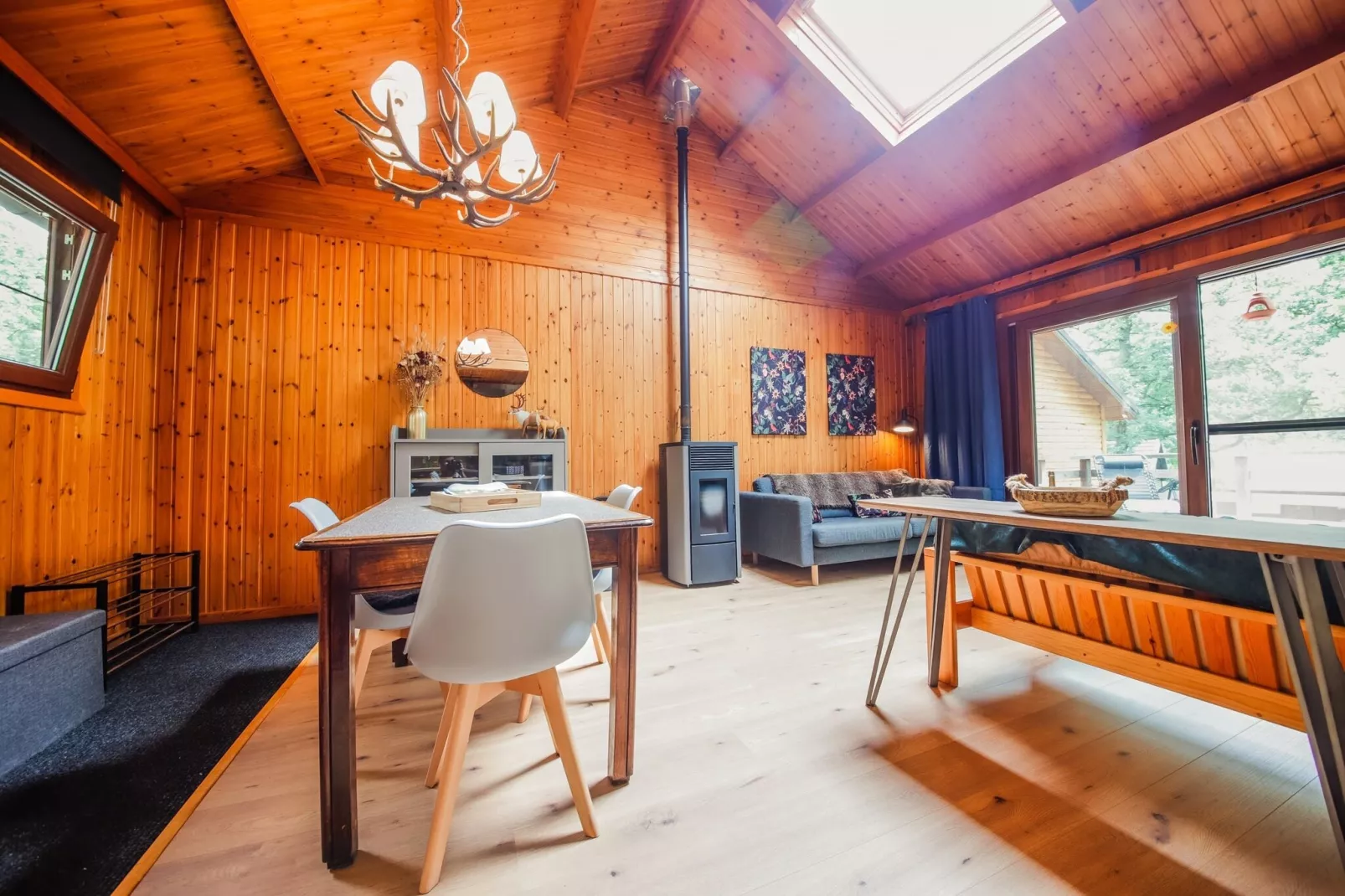Chalet le beau Renard-Dining room