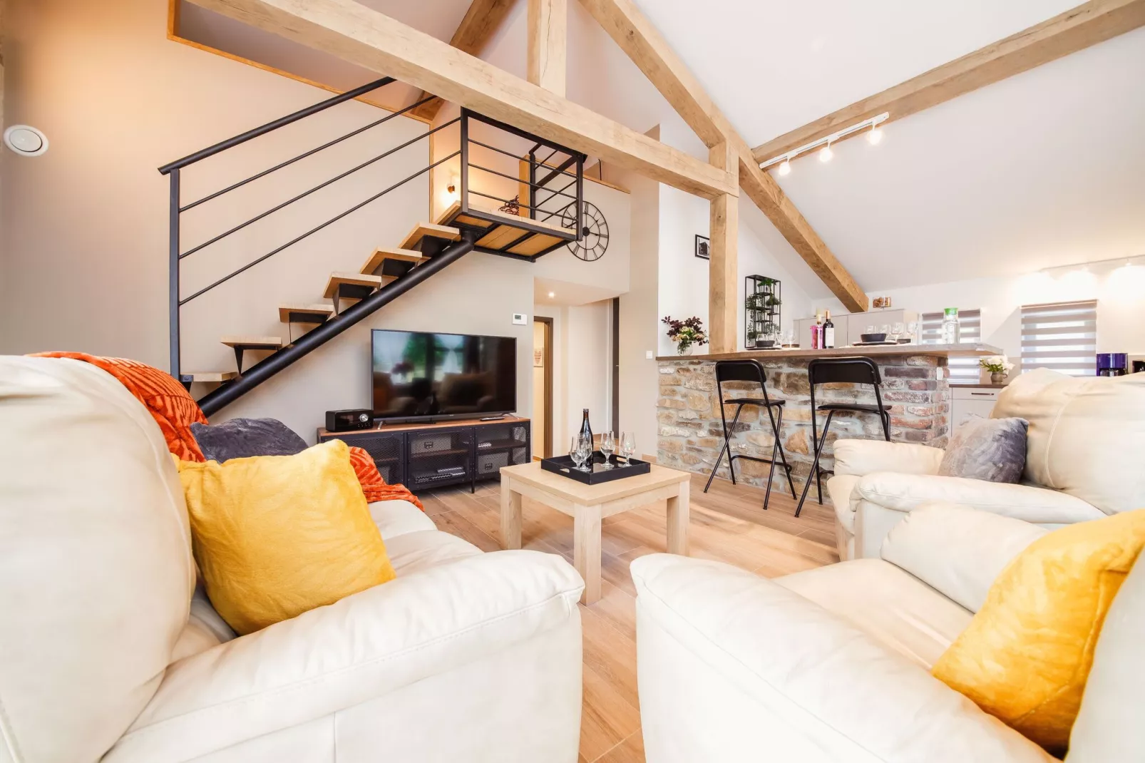 Escale J-P-Living room