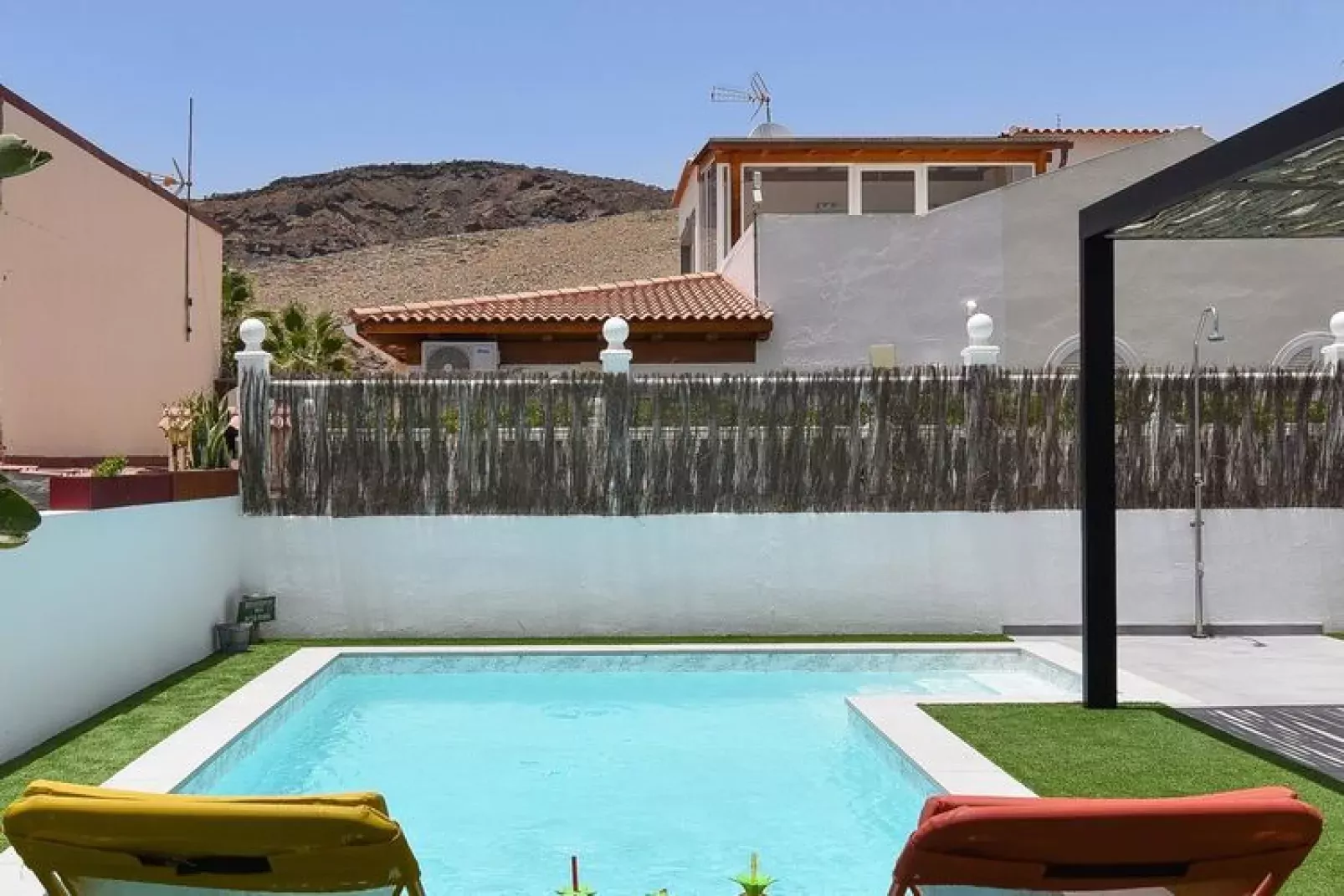 poolofhouse