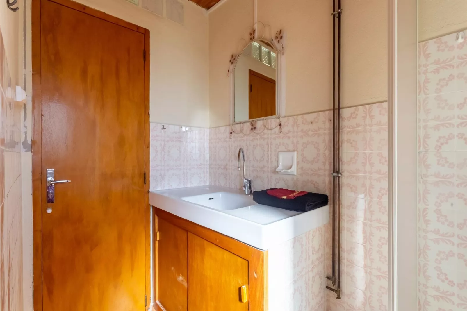La Chataigne-Bathroom