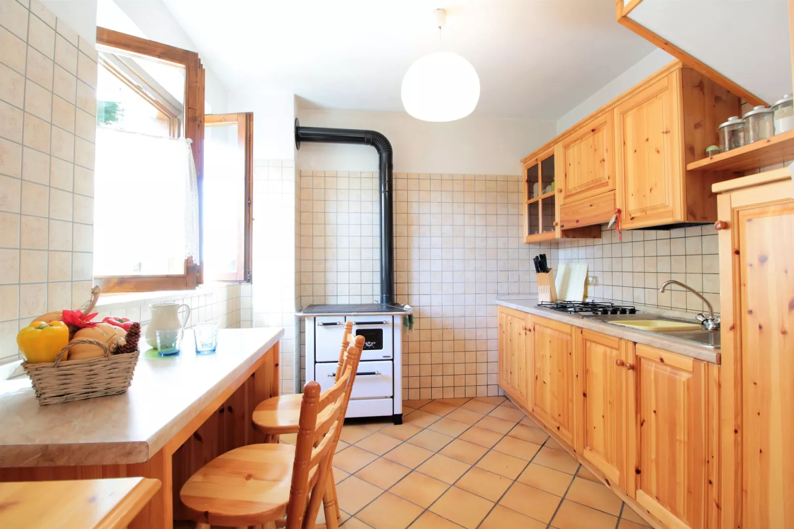 Baita Silana-Kitchen