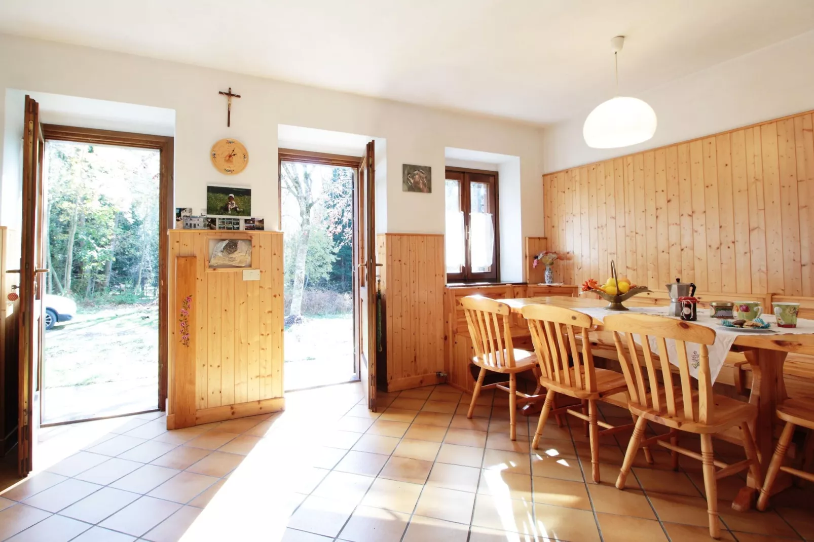 Baita Silana-Dining room