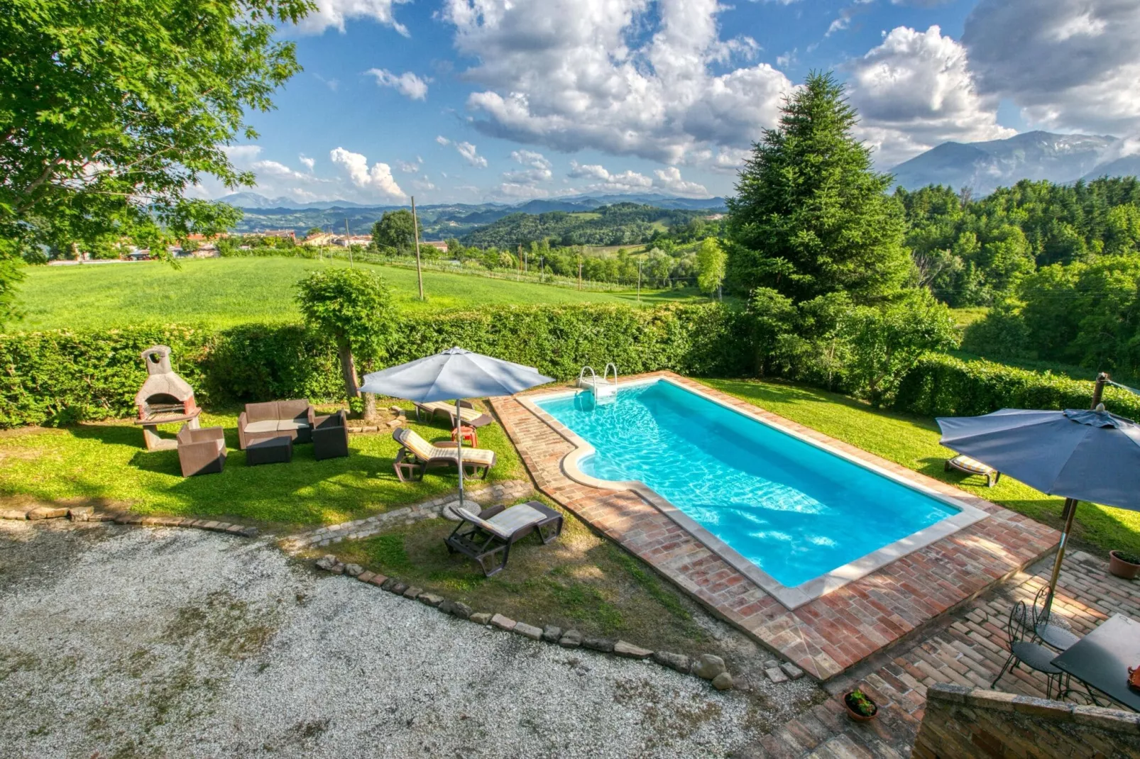 Villa Faggio 8-Pool