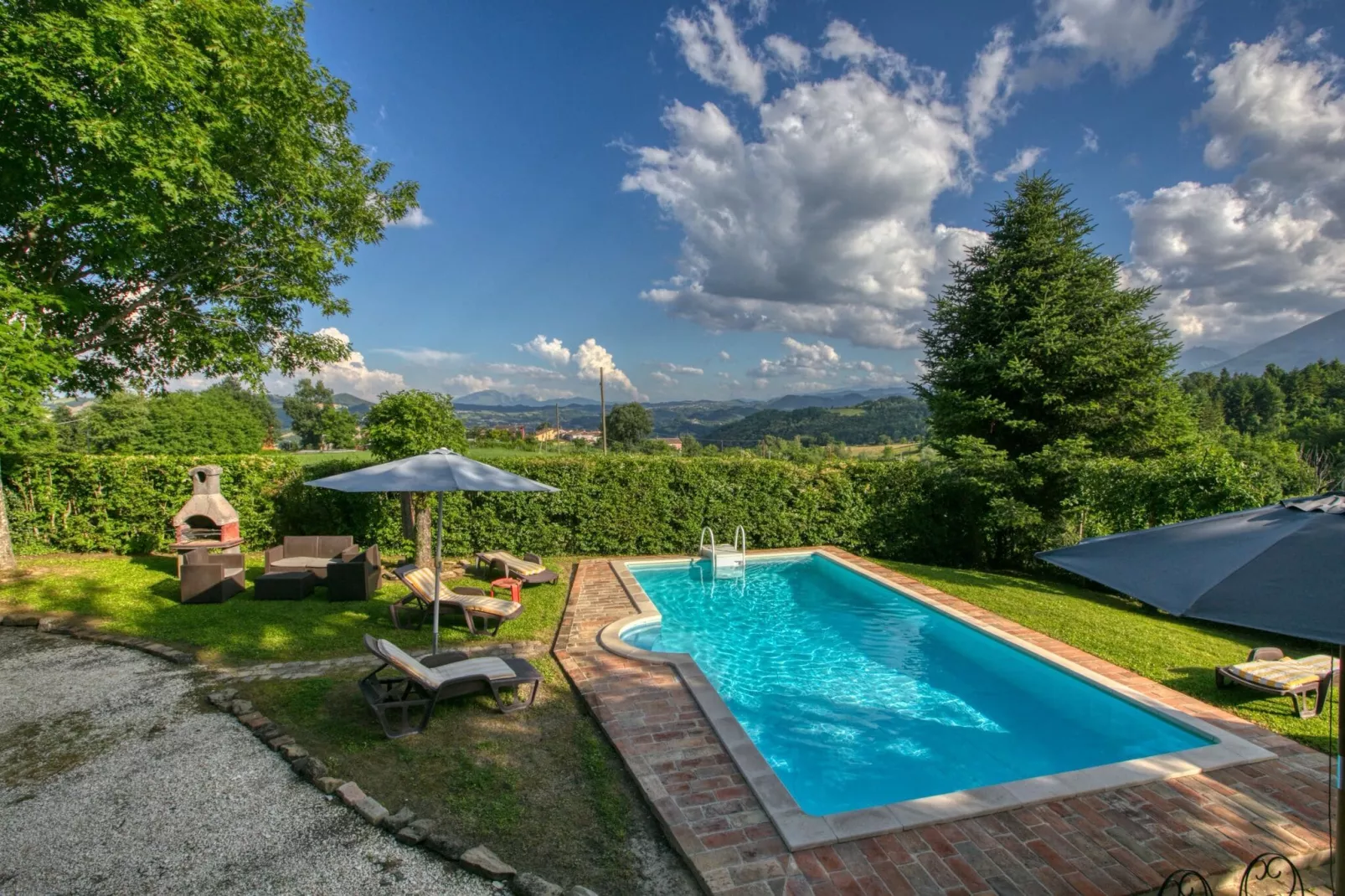 Villa Faggio 8-Pool