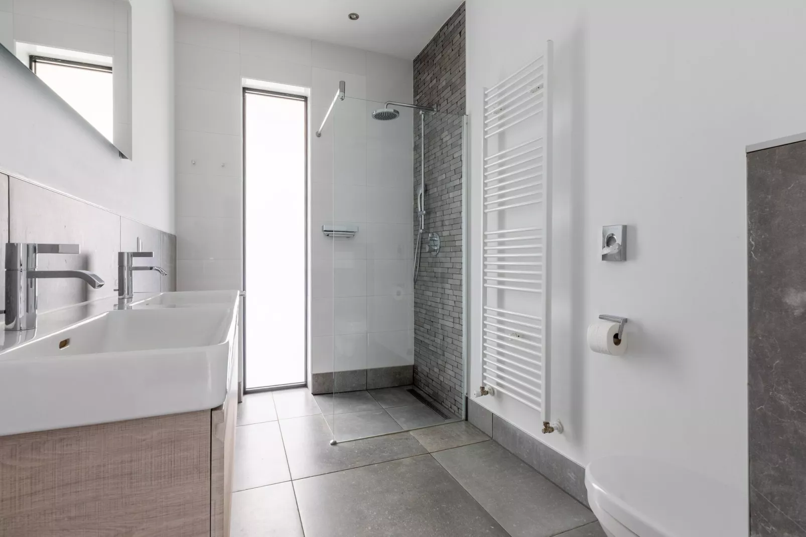 Villa Luxury Harderwijk 243-Bathroom