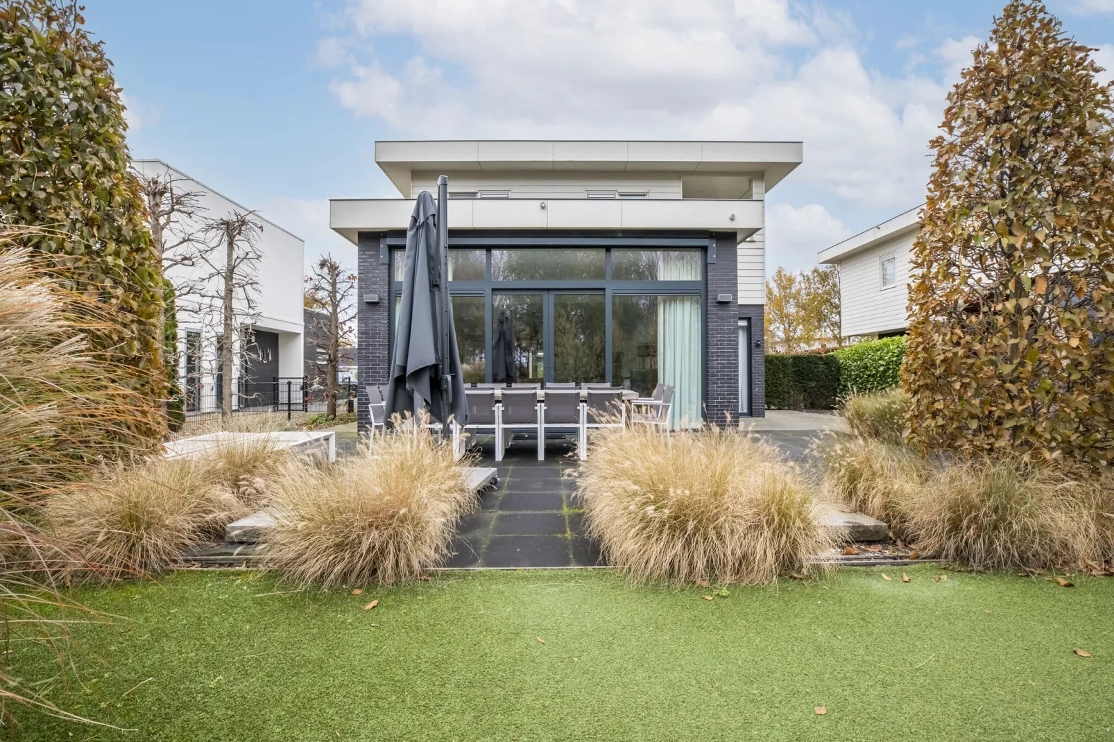 Villa Black & White Harderwijk 209-Exterior summer
