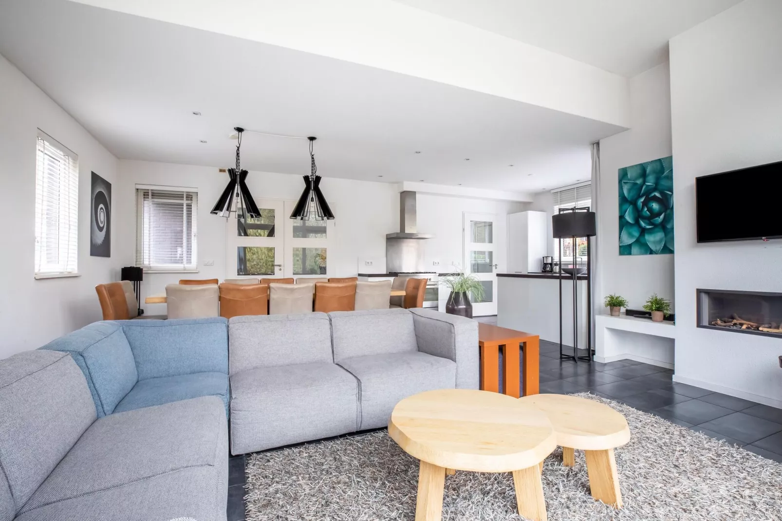 Villa Black & White Harderwijk 209-Living room