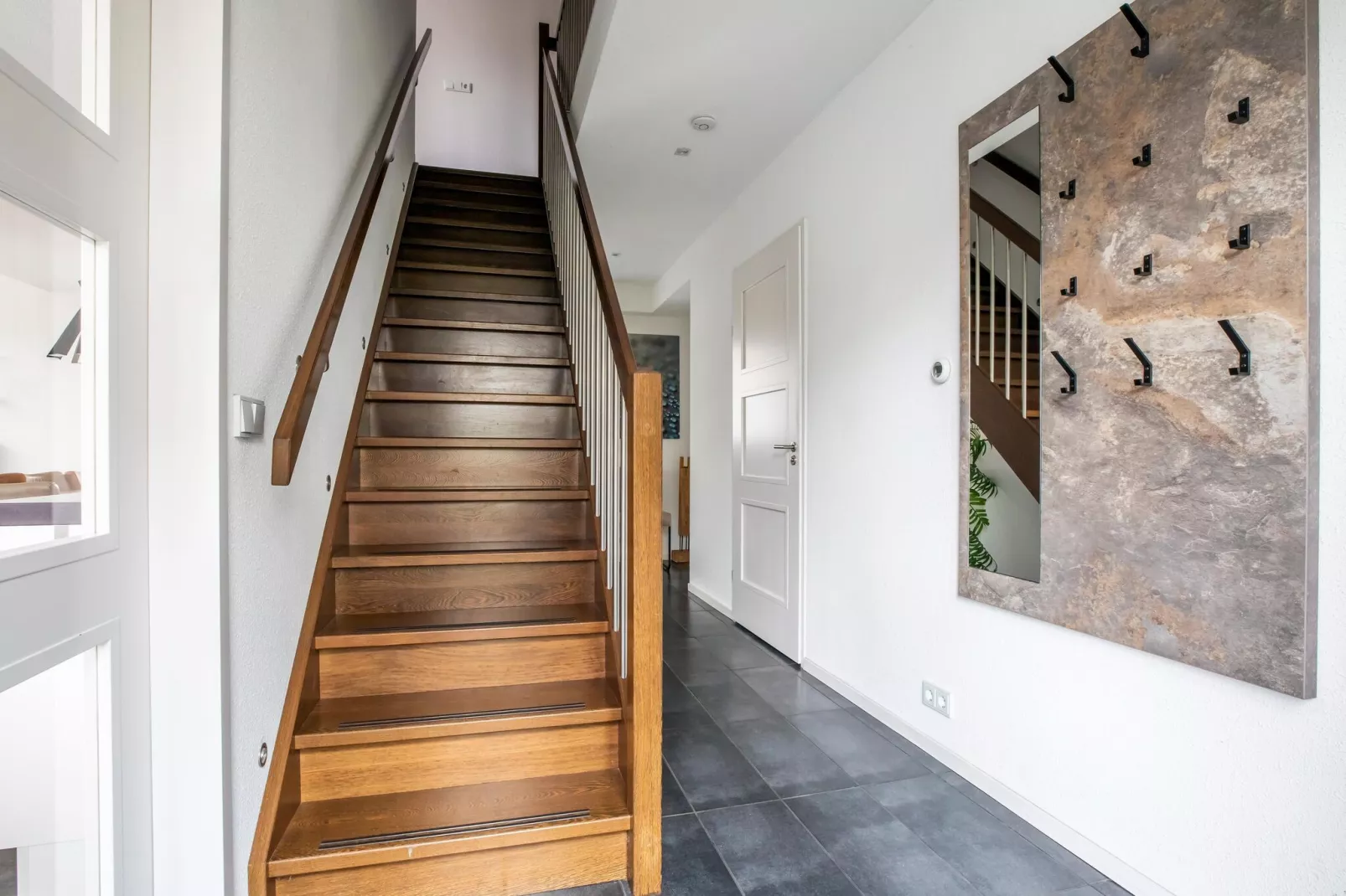 Villa Black & White Harderwijk 209-Landing