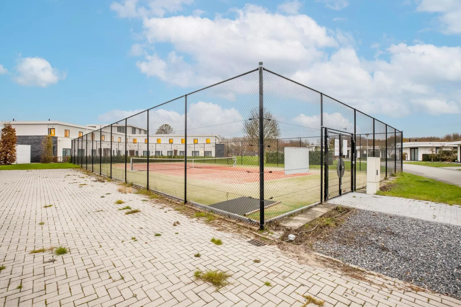 Villa Black & White Harderwijk 209-Facilities