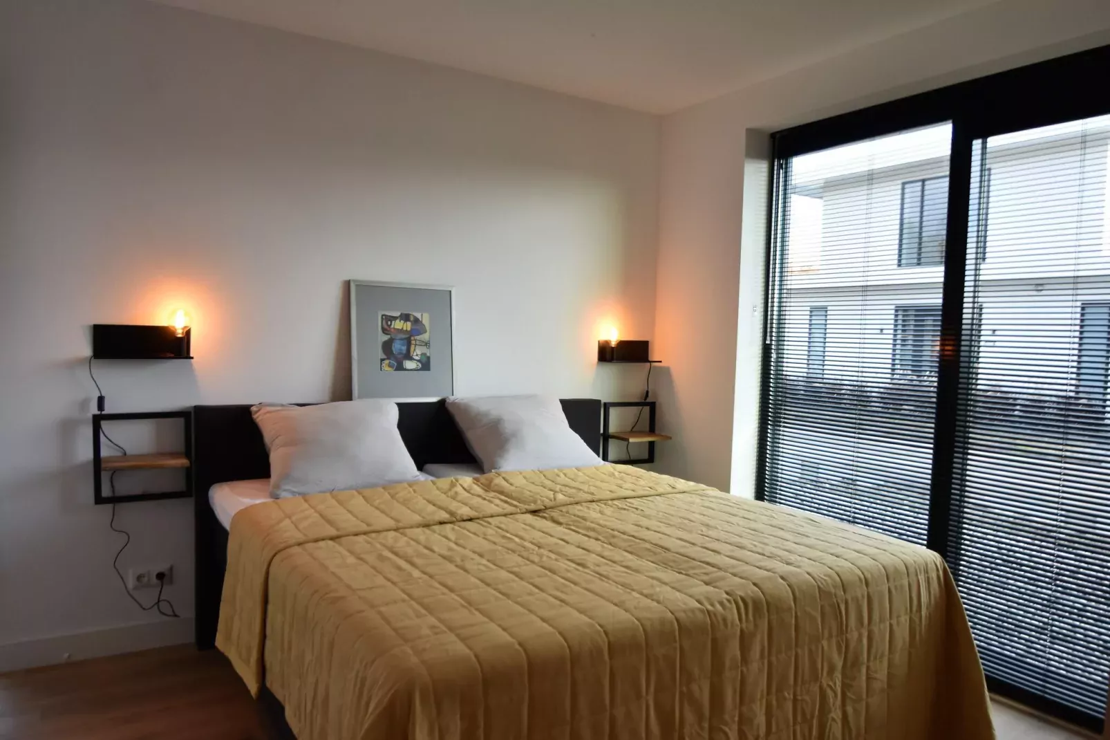 Sub Mari 577-Bedroom