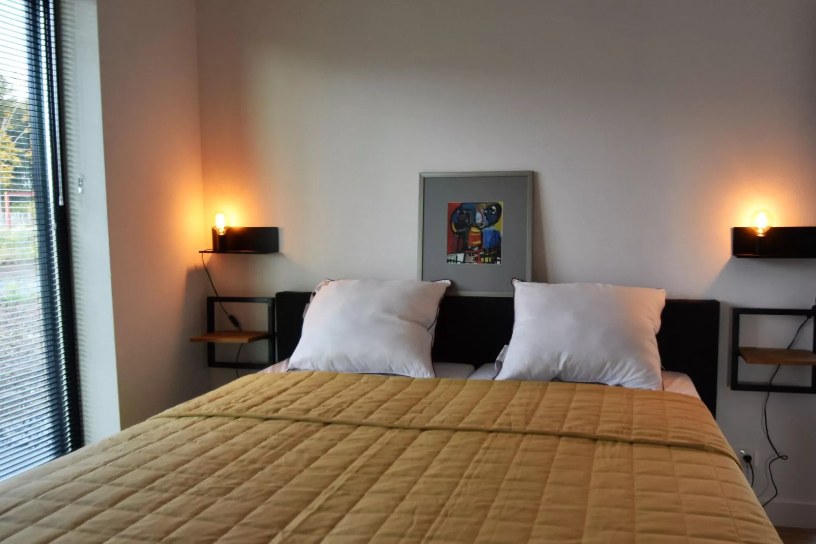Sub Mari 577-Bedroom