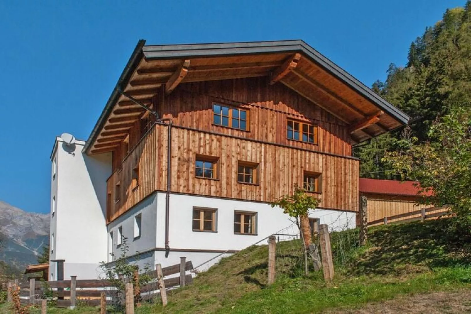 Bergappartements Schernthaner Tobadill-Exterior summer