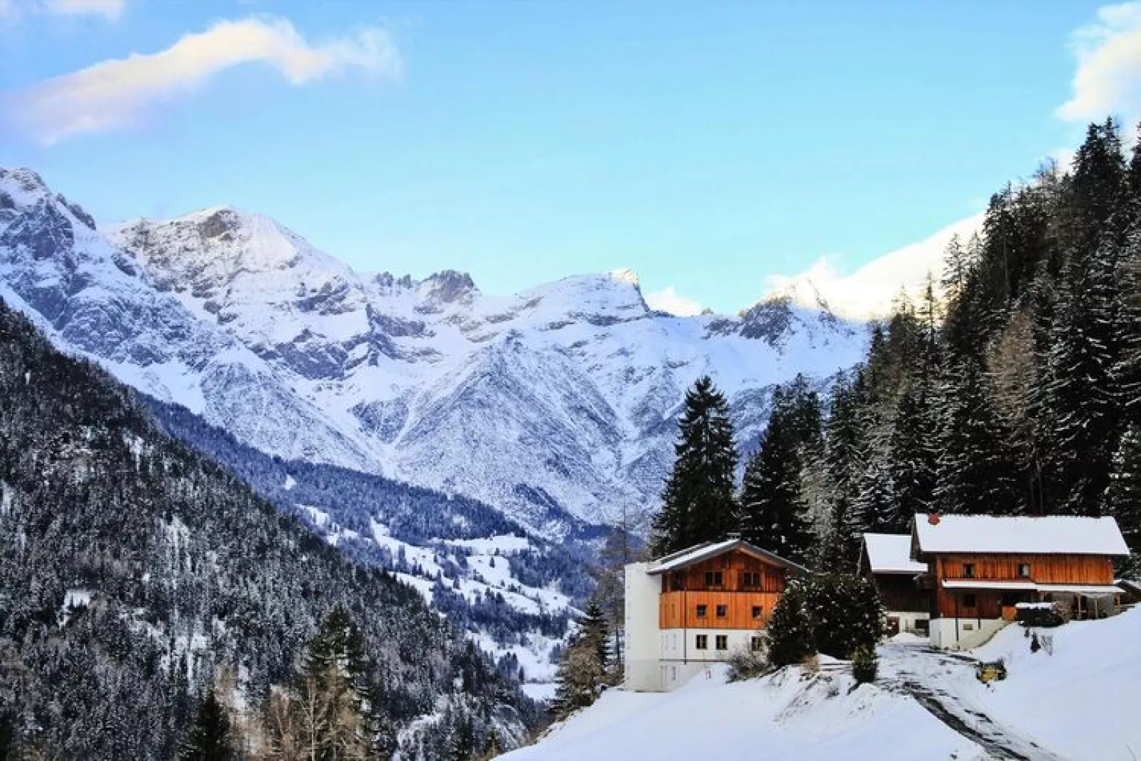 Bergappartements Schernthaner Tobadill-Exterior winter