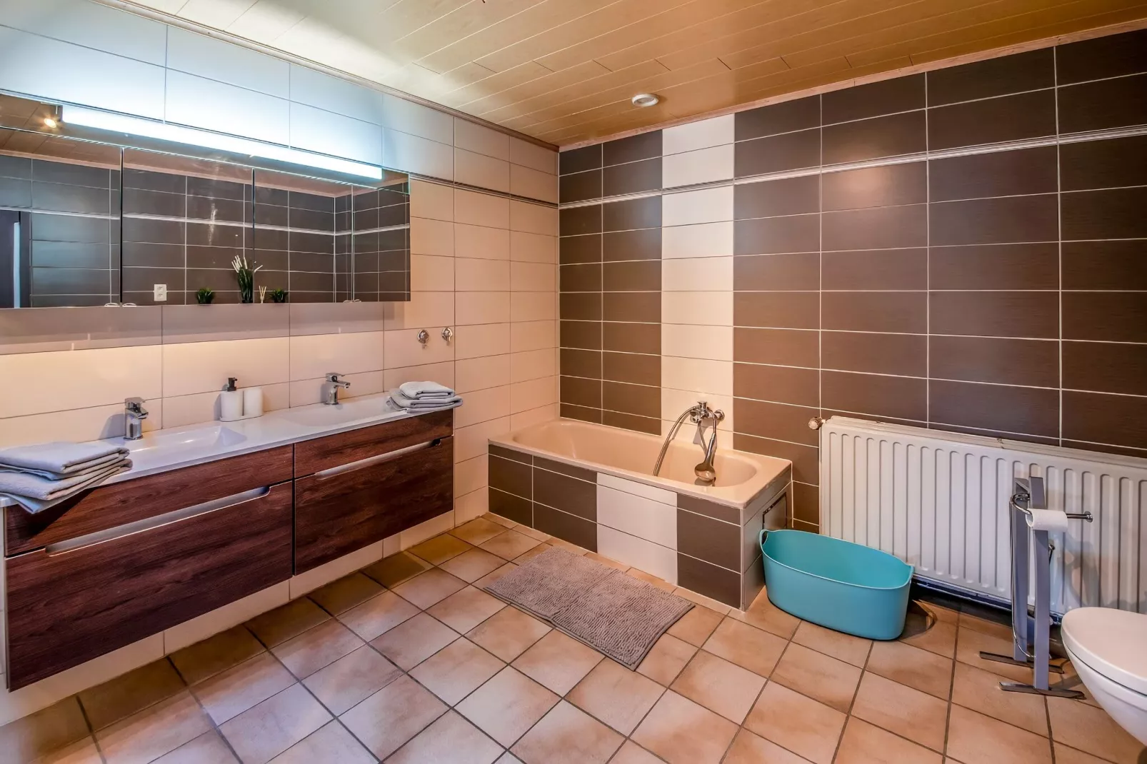 Votre maison d'ardenne-Bathroom