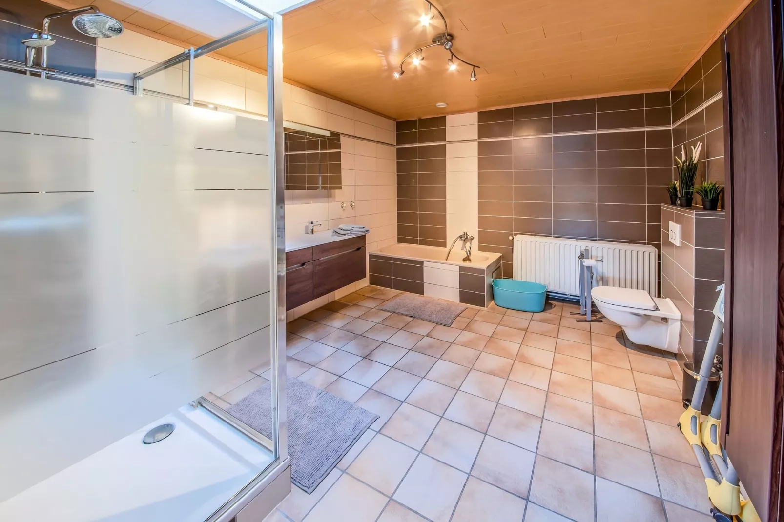 Votre maison d'ardenne-Bathroom