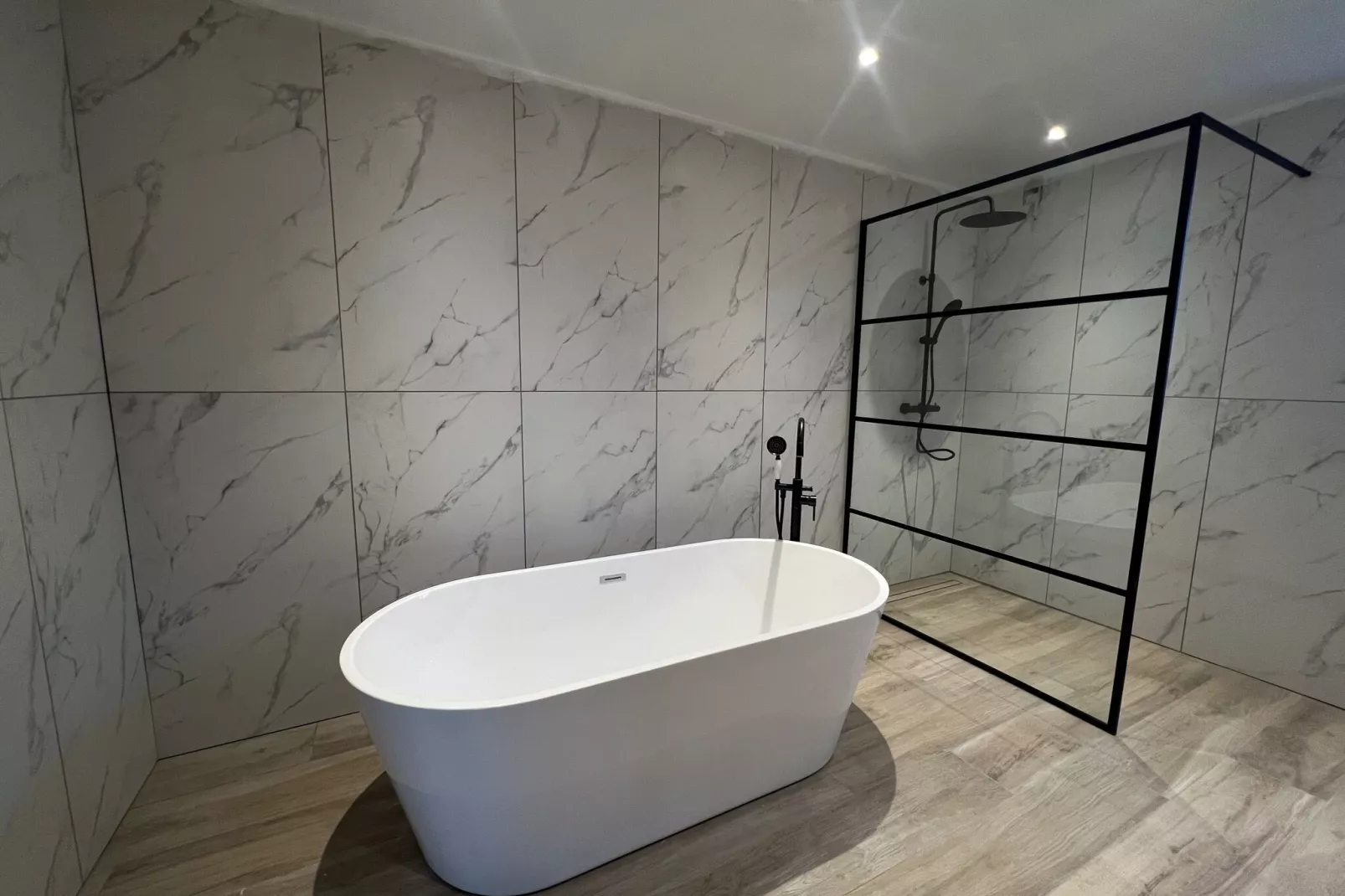 Charmante habitation à Lierneux pour 10 adultes avec Bains à remous-Bathroom