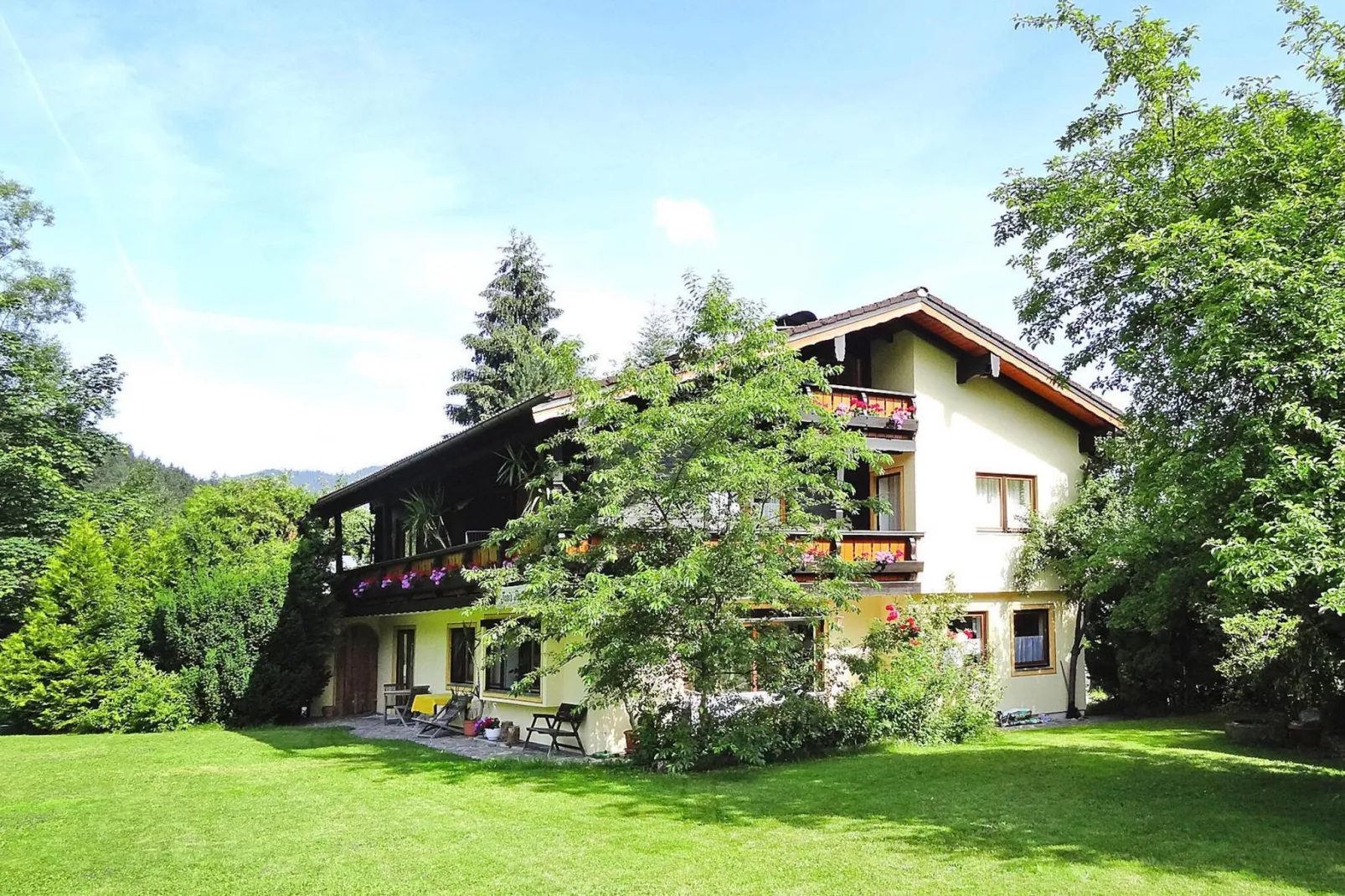 Toni Apartment 4 - 42 qm-Exterior summer