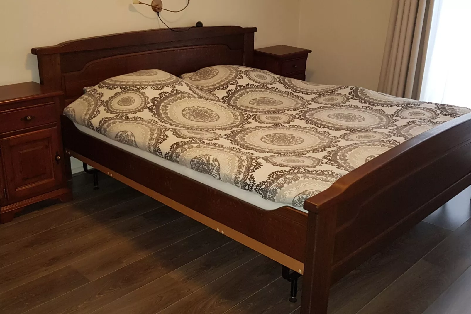 Gasse-Bedroom