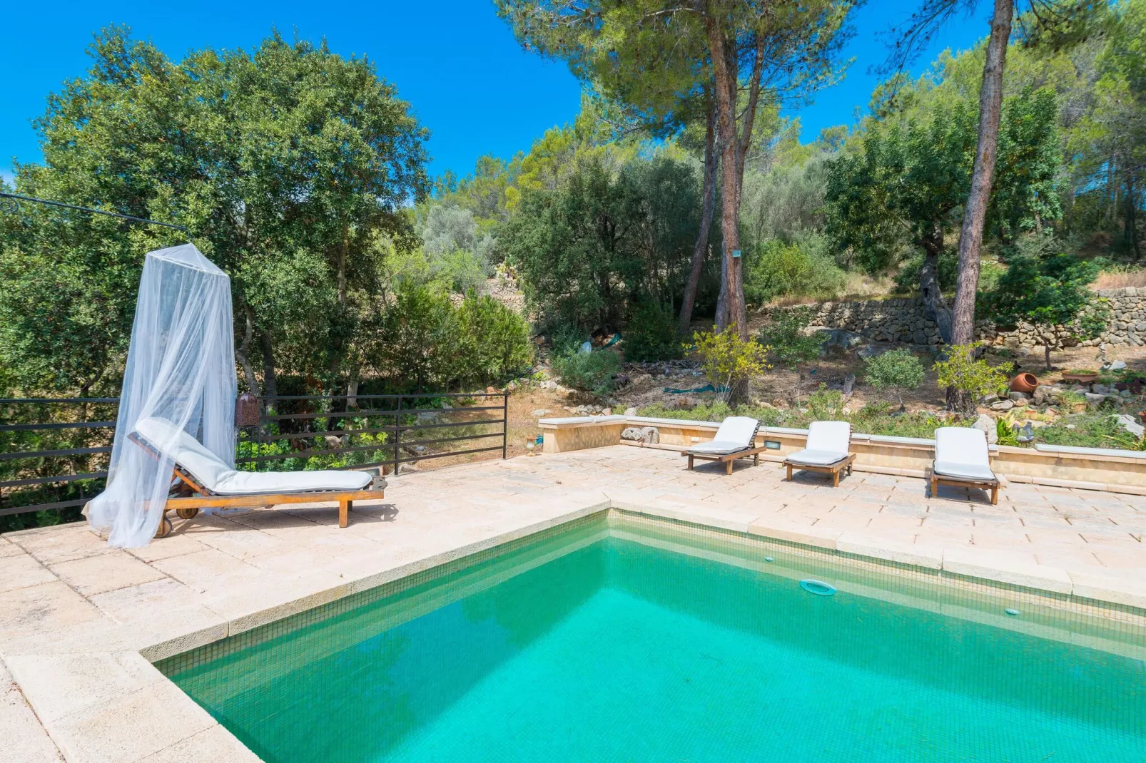 Es Pinar-Exterior summer