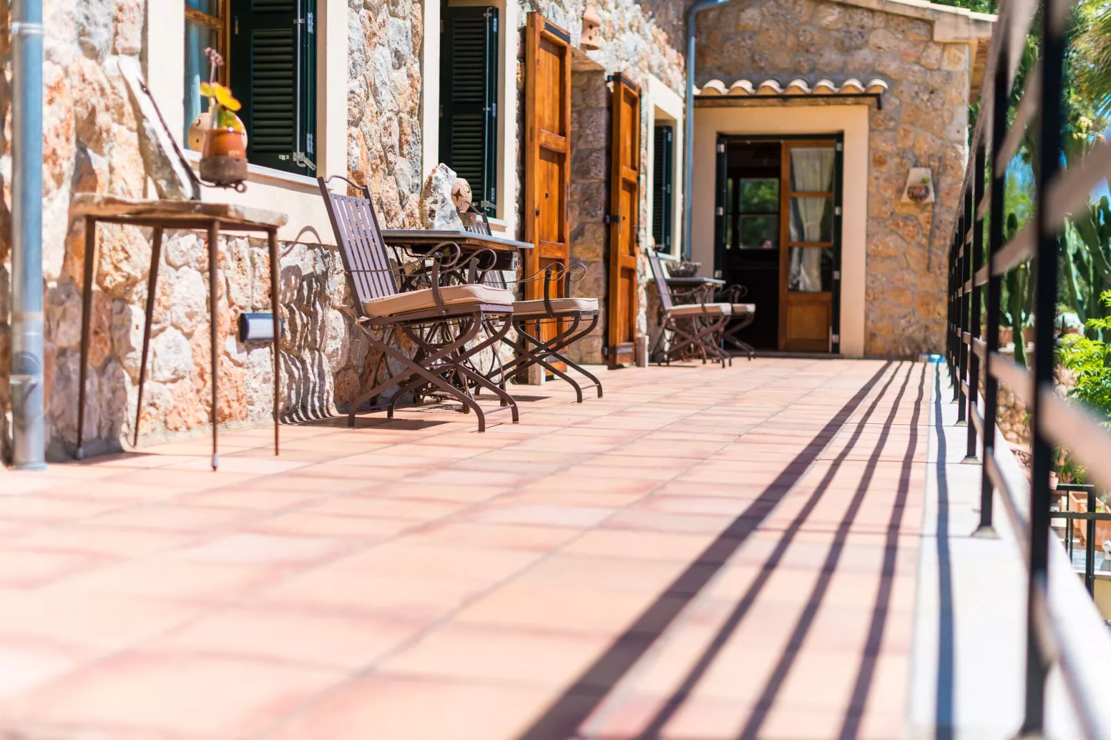 Es Pinar-Exterior summer
