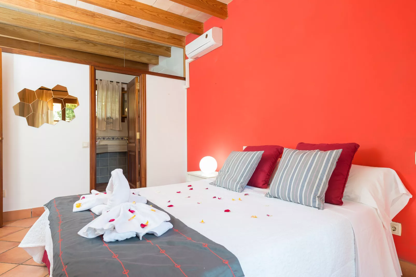 Es Pinar-Exterior summer