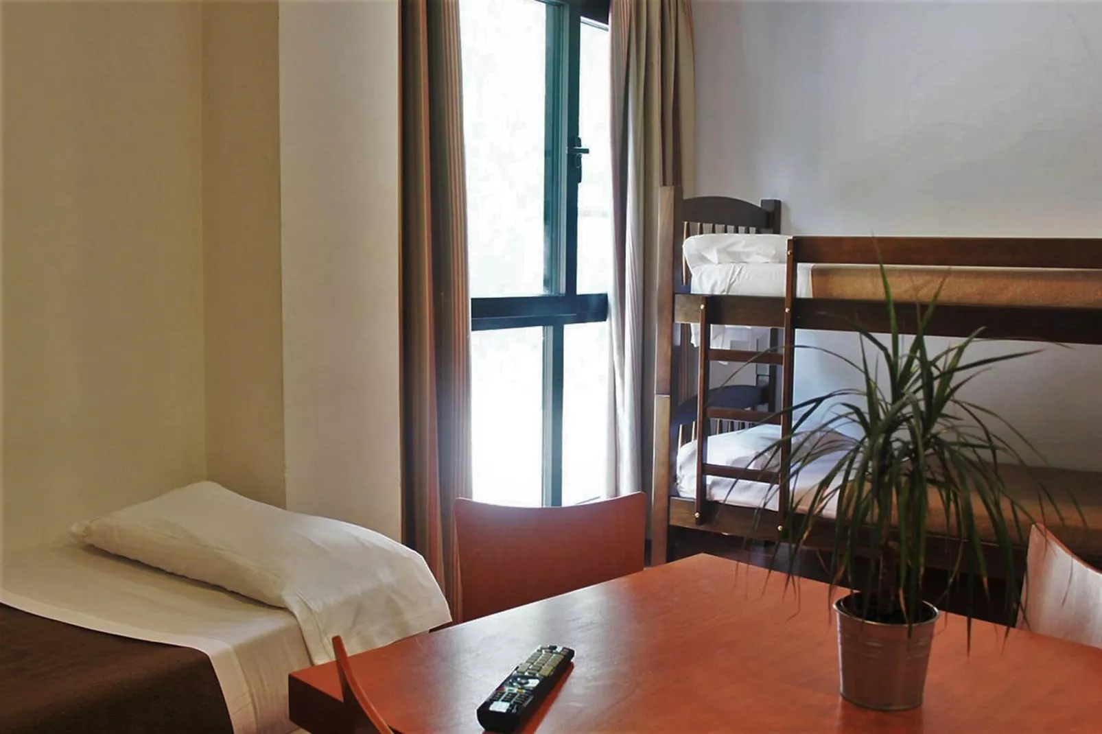 Apartamentos Sierra Nevada-Schlafzimmer
