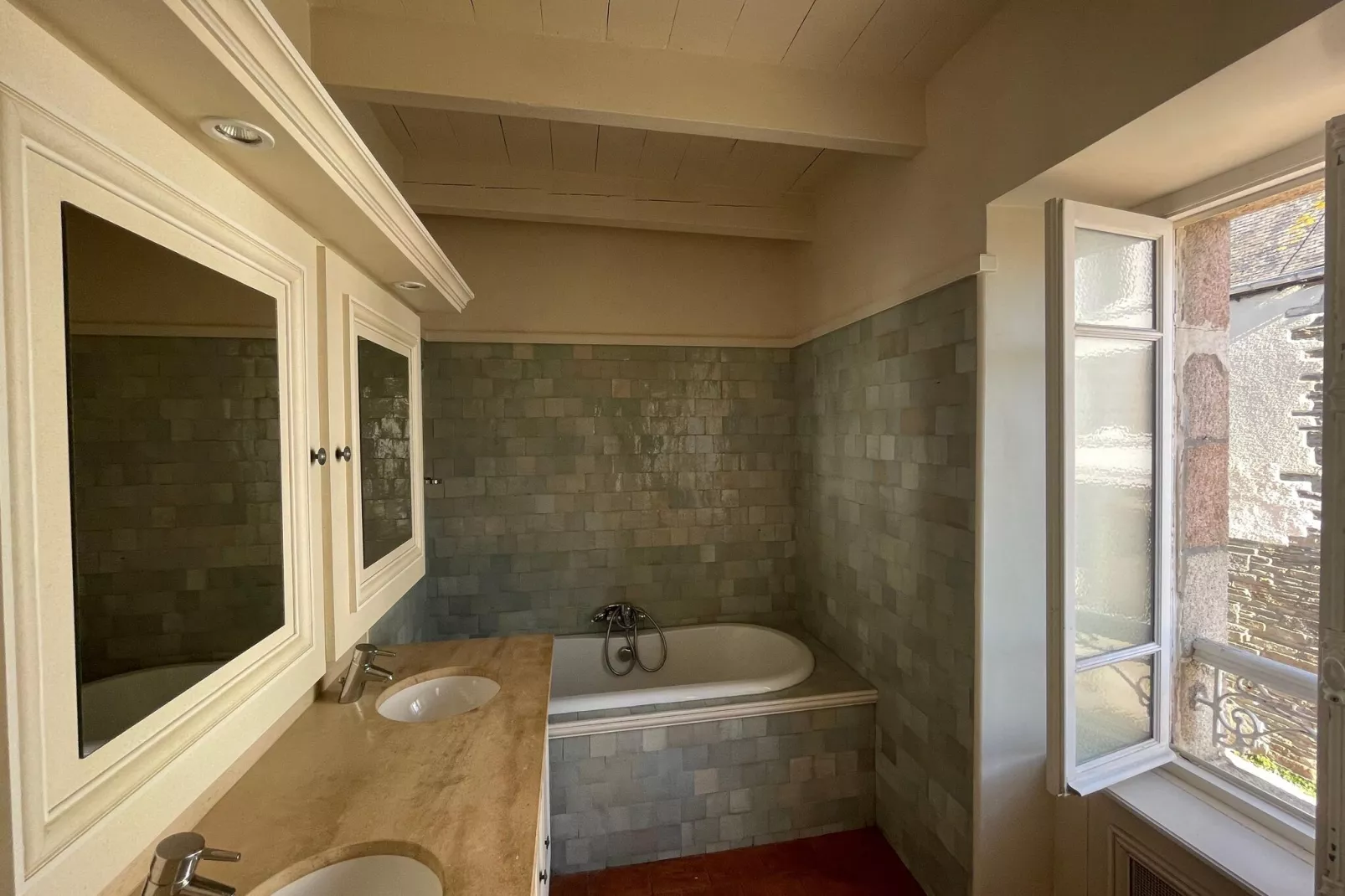 Holiday Home Locquirec-Badezimmer