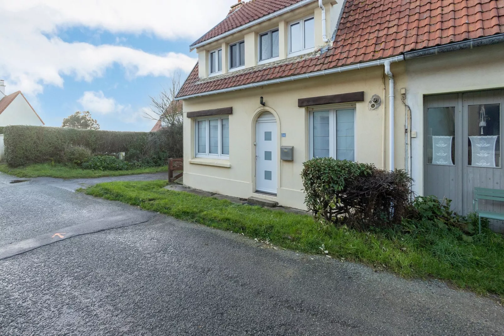 Magnifique maison de vacances pour 6 adultes-Exterior winter