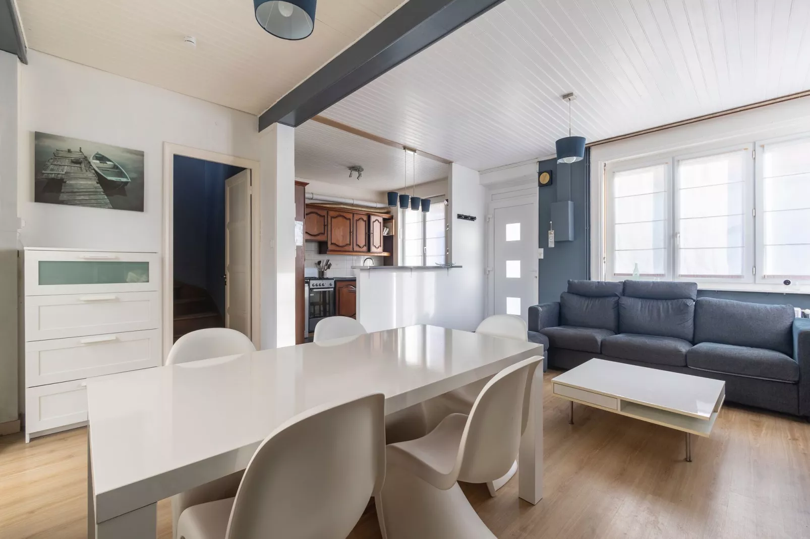 Magnifique maison de vacances pour 6 adultes-Dining room