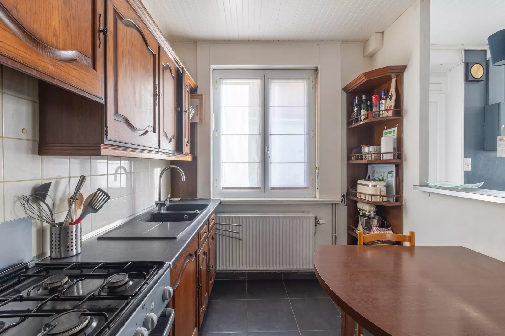 Magnifique maison de vacances pour 6 adultes-Kitchen