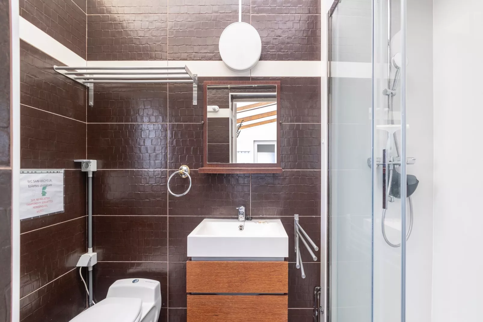 Magnifique maison de vacances pour 6 adultes-Bathroom