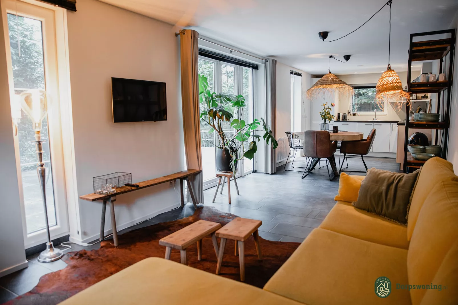 Dorpswoning In het Bos-Living room