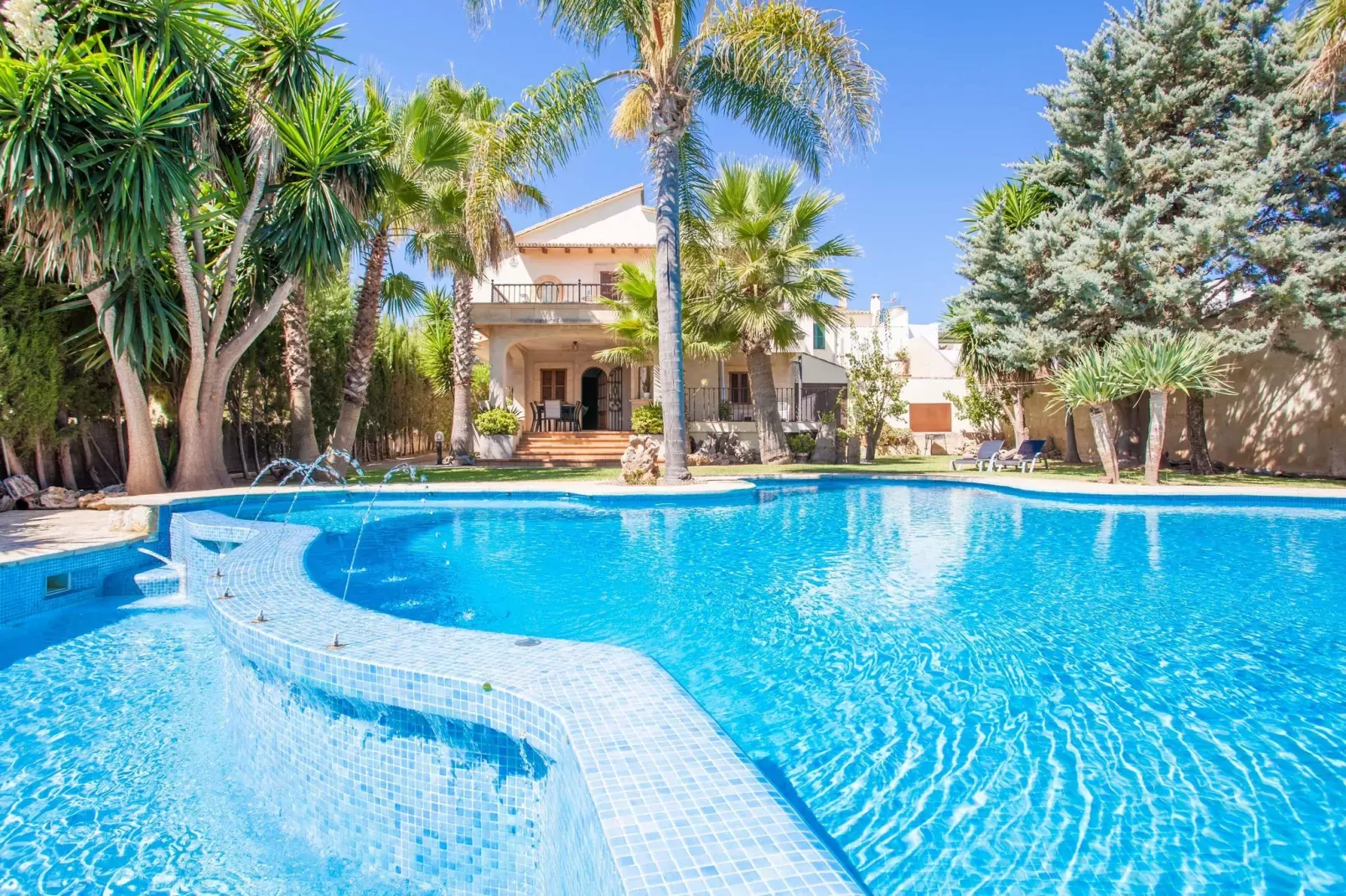 Can Gual-Exterior summer