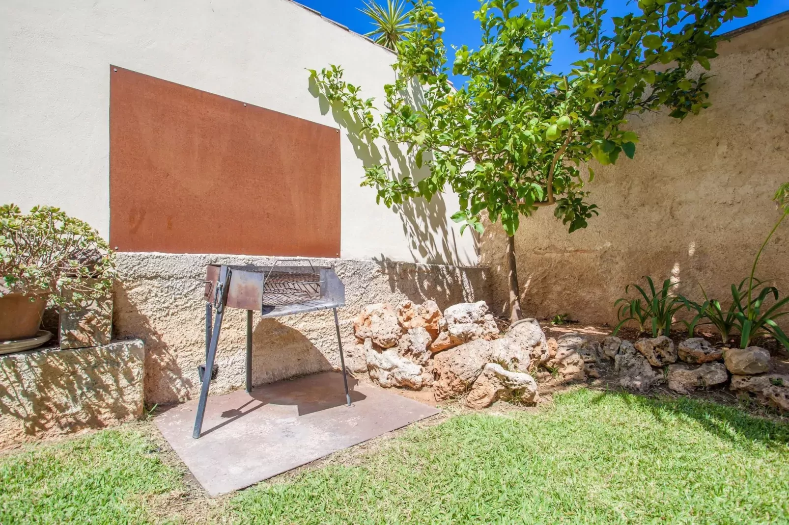 Can Gual-Exterior summer
