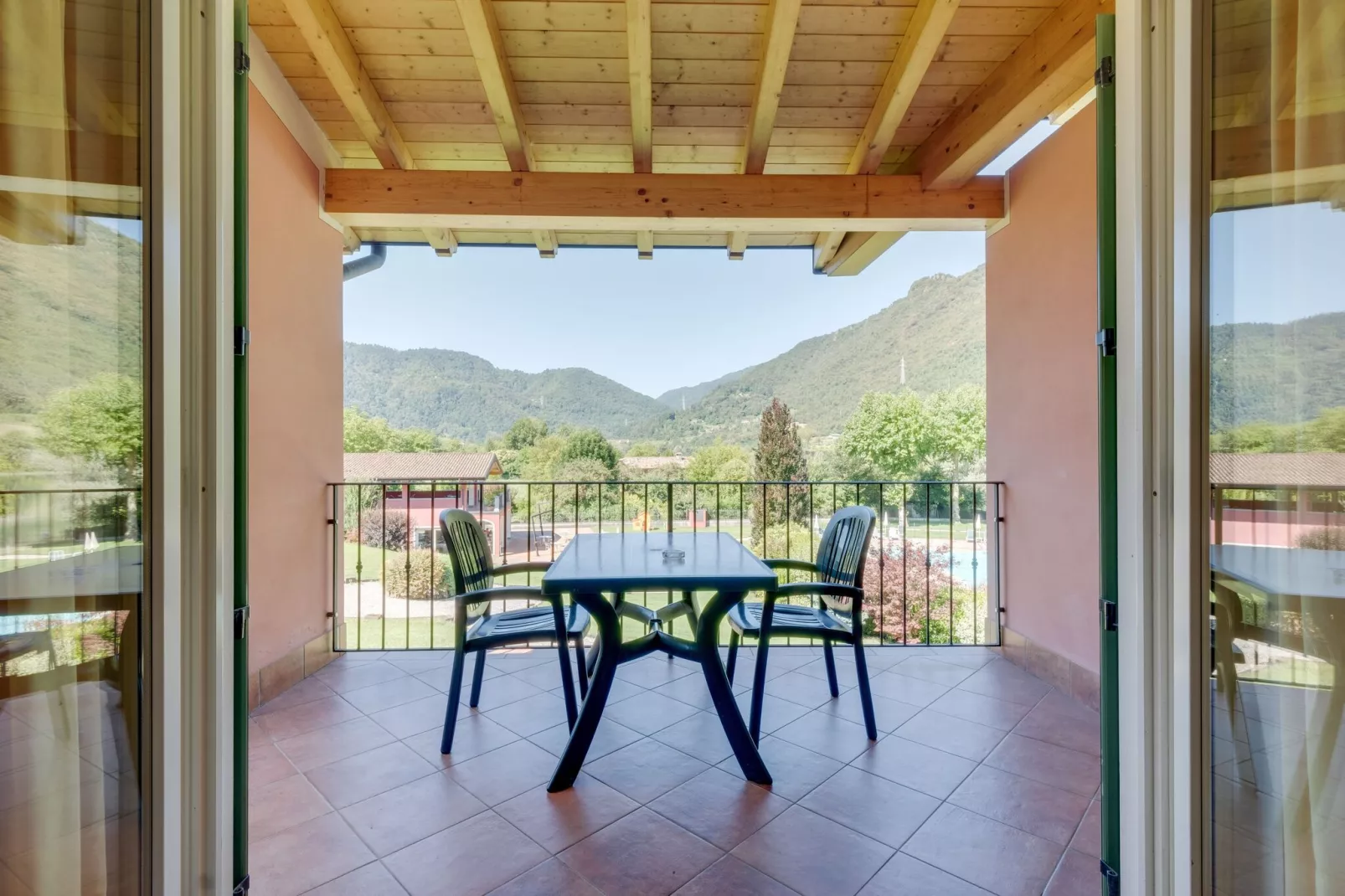 Vico Trilo Master-Terrace balcony