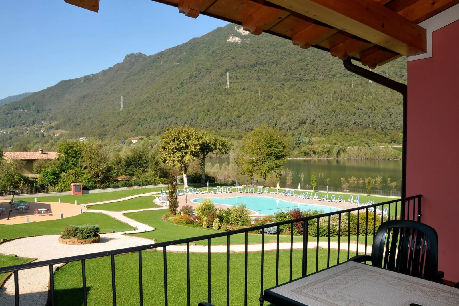 Vico Large-Terrace balcony
