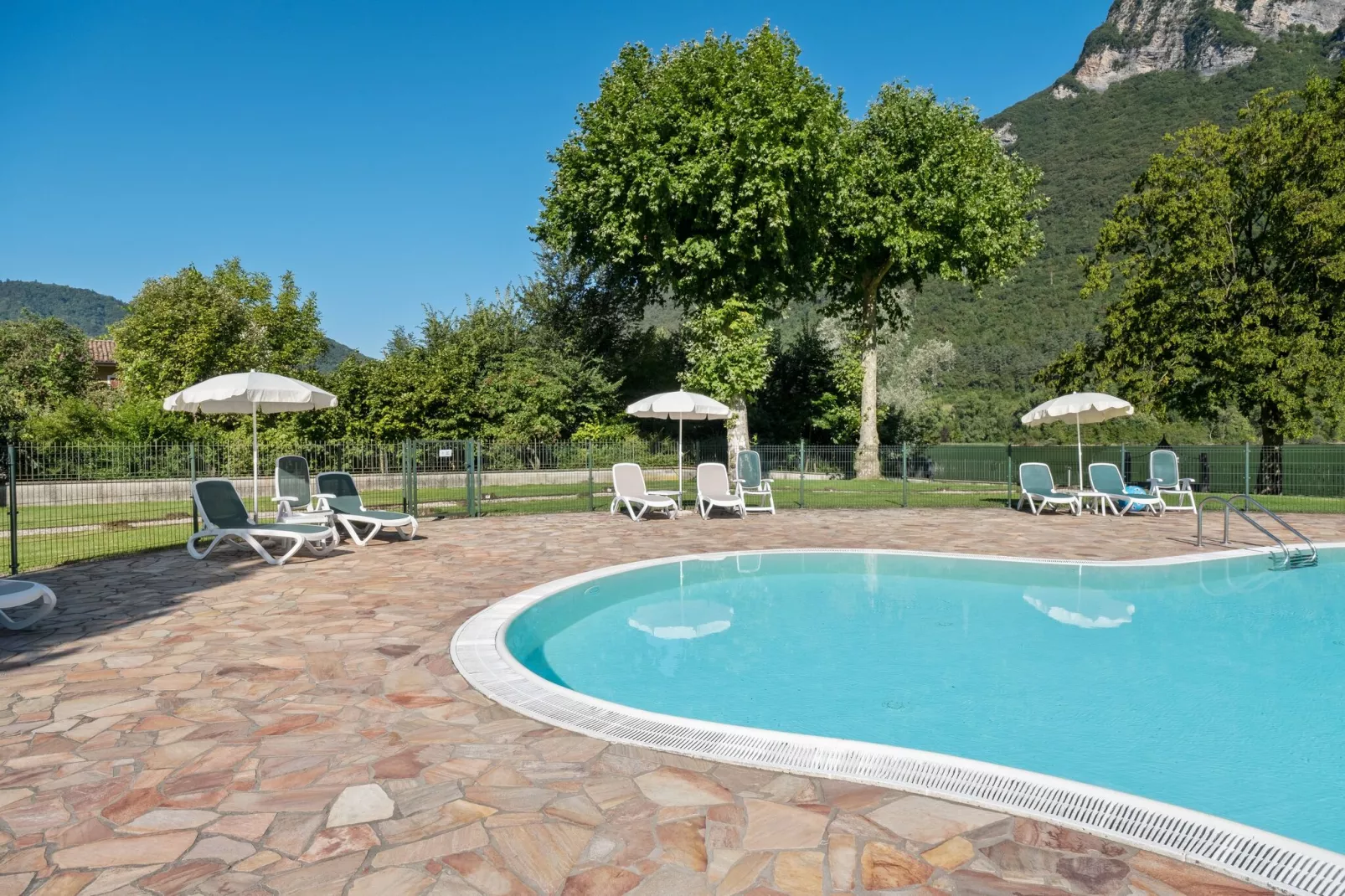 Vico - Large Sweet-Pool