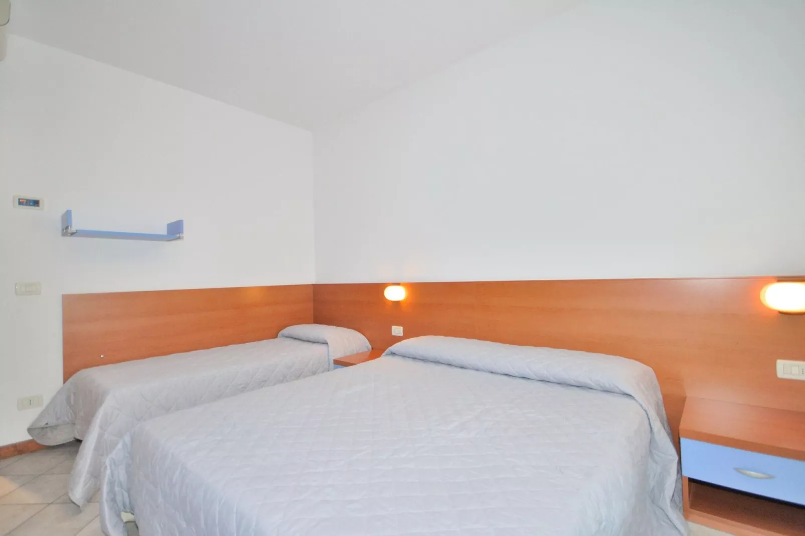 Residence Eurostar, Bibione Spiaggia-B für 5 Pers.-Bedroom